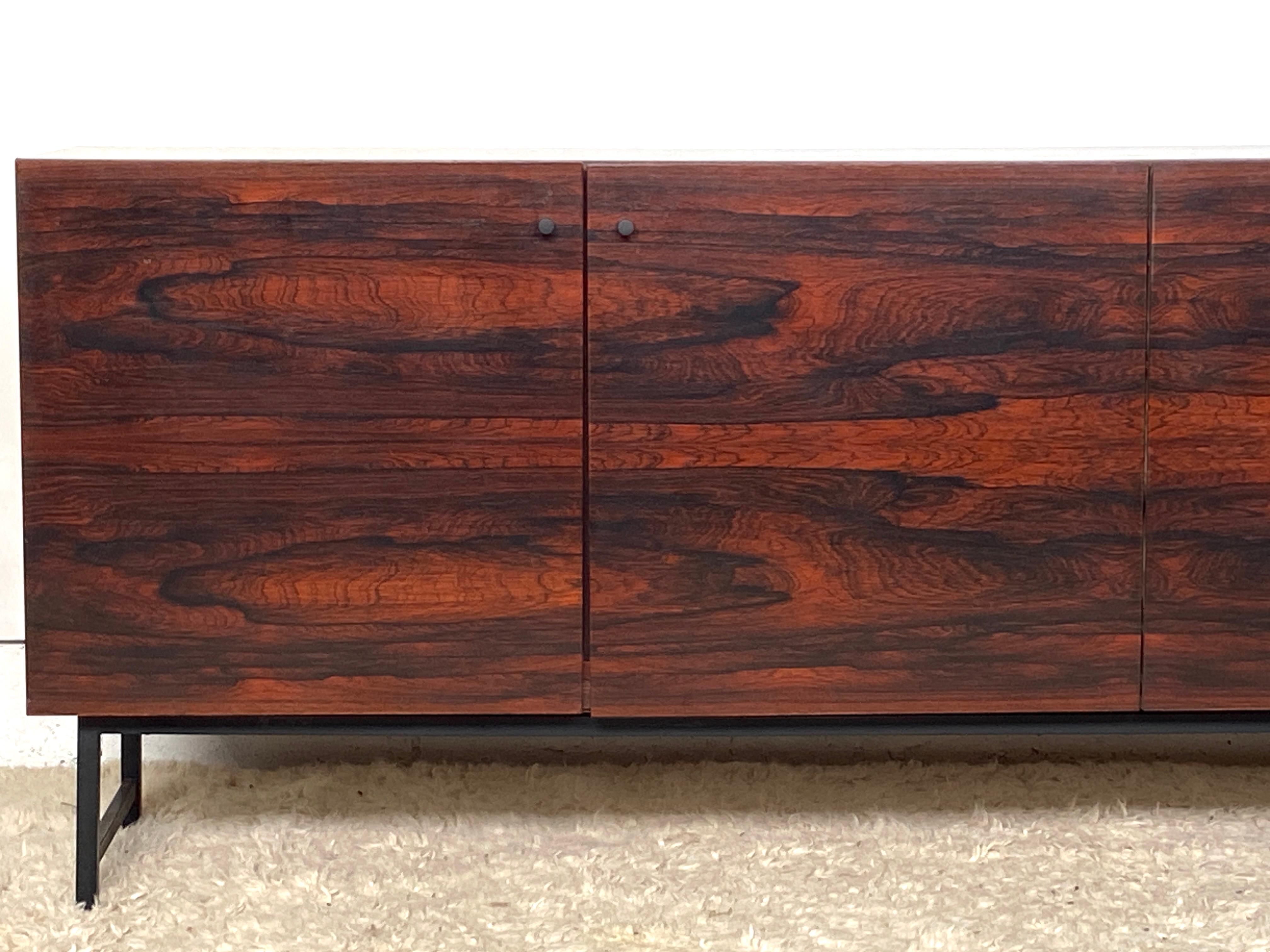Bellissima grande credenza in palissandro di Rudolf Glatzel per Fristho in vendita 1