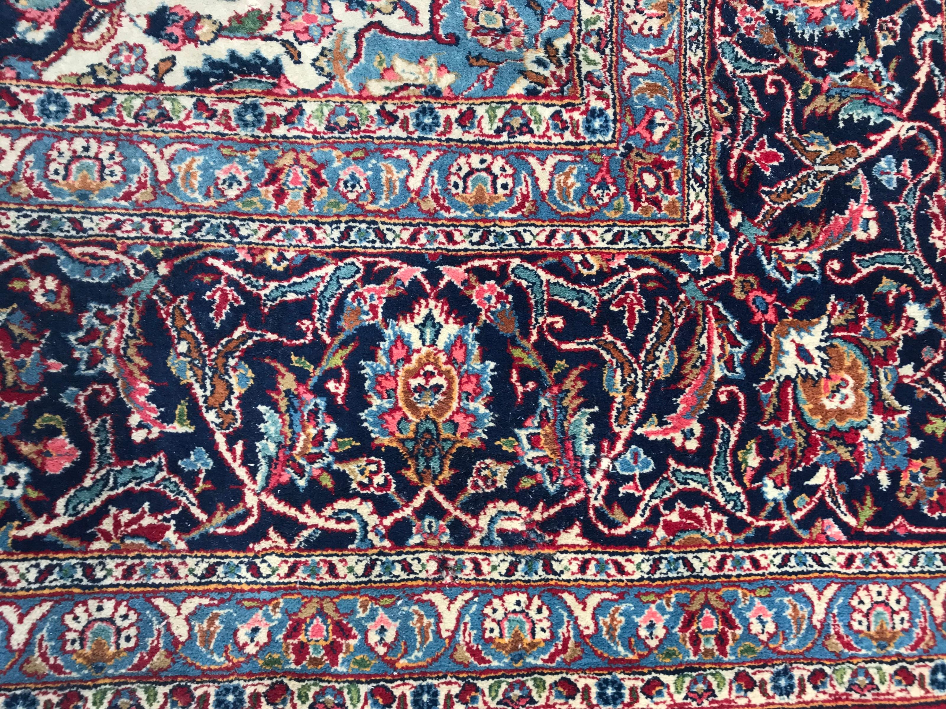 20th Century Beautiful Large Vintage Kashan Rug