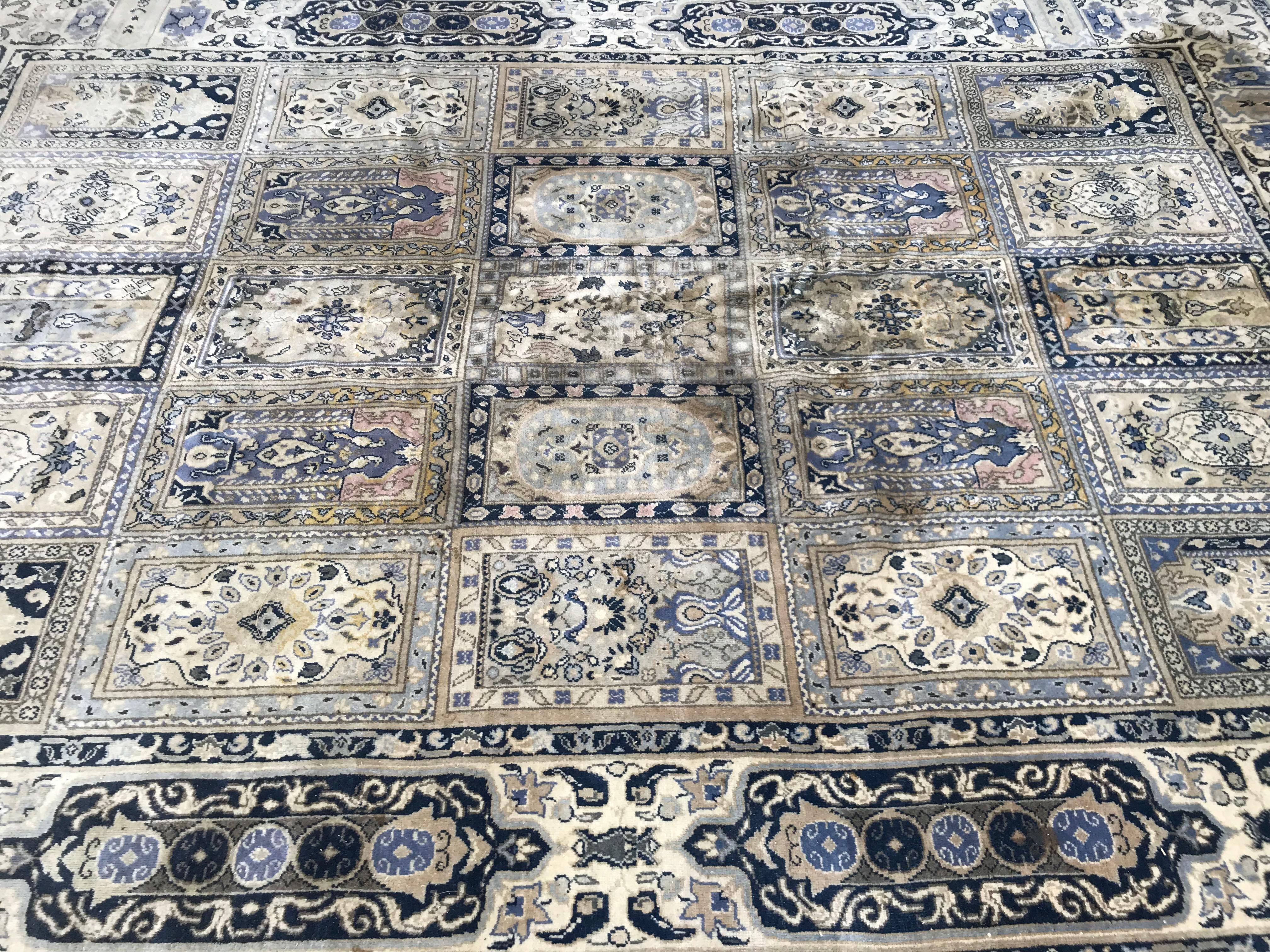 20th Century Bobyrug’s Beautiful Large Vintage Turkish Kayseri Rug For Sale