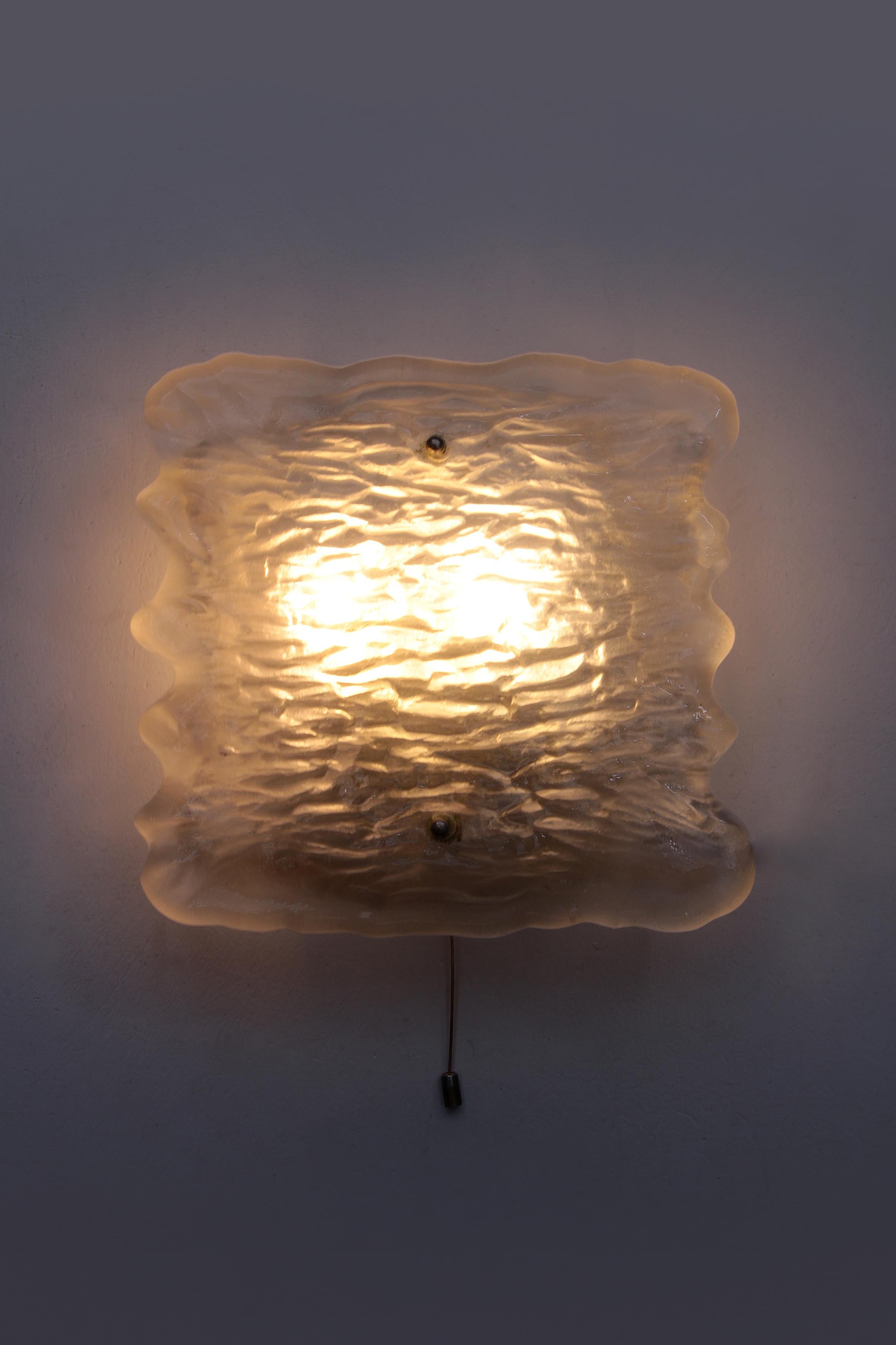 Hollywood Regency Beautiful Large Wall Lamp of Beautiful Frosted Glass, 1960, Germany For Sale