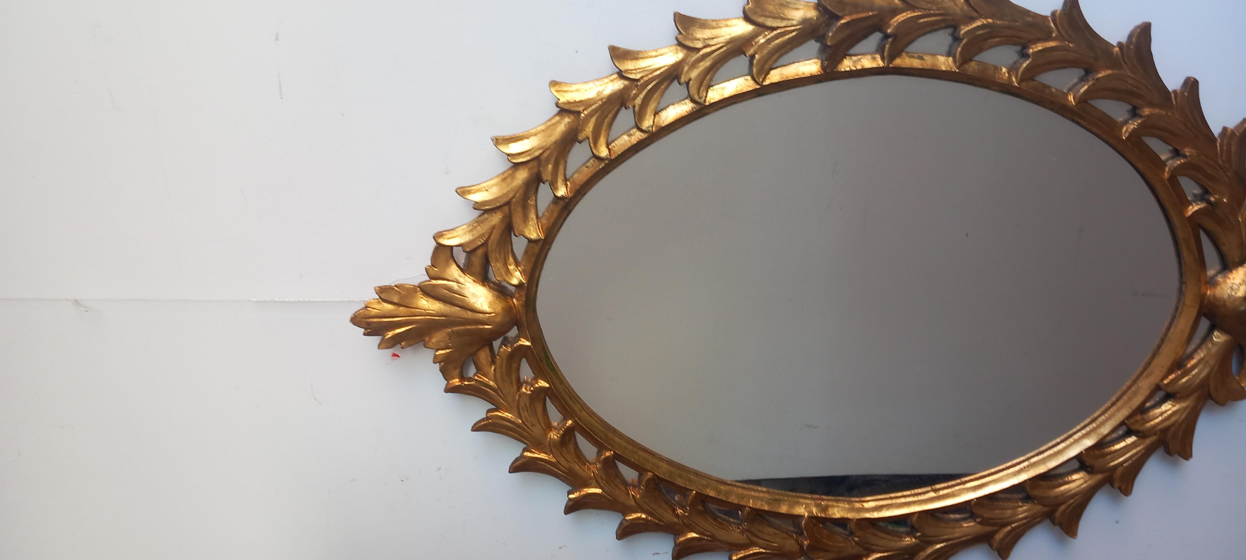 Mirror Large Wooden Acanthus Leaves Glod Leaf Mid-20th Century.  Italy For Sale 6