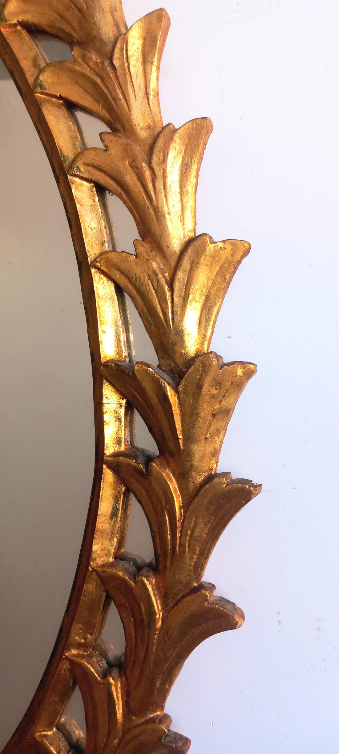 Mirror Large Wooden Acanthus Leaves Glod Leaf Mid-20th Century.  Italy For Sale 2