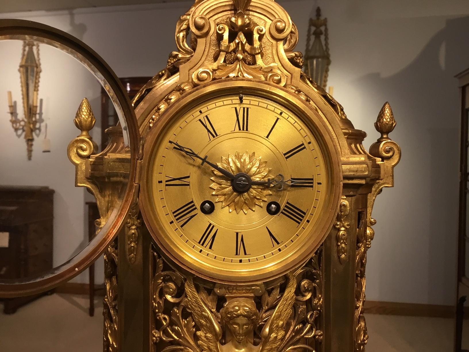 Beautiful Late 19th Century French Ormolu Clock Garniture In Excellent Condition In Darwen, GB