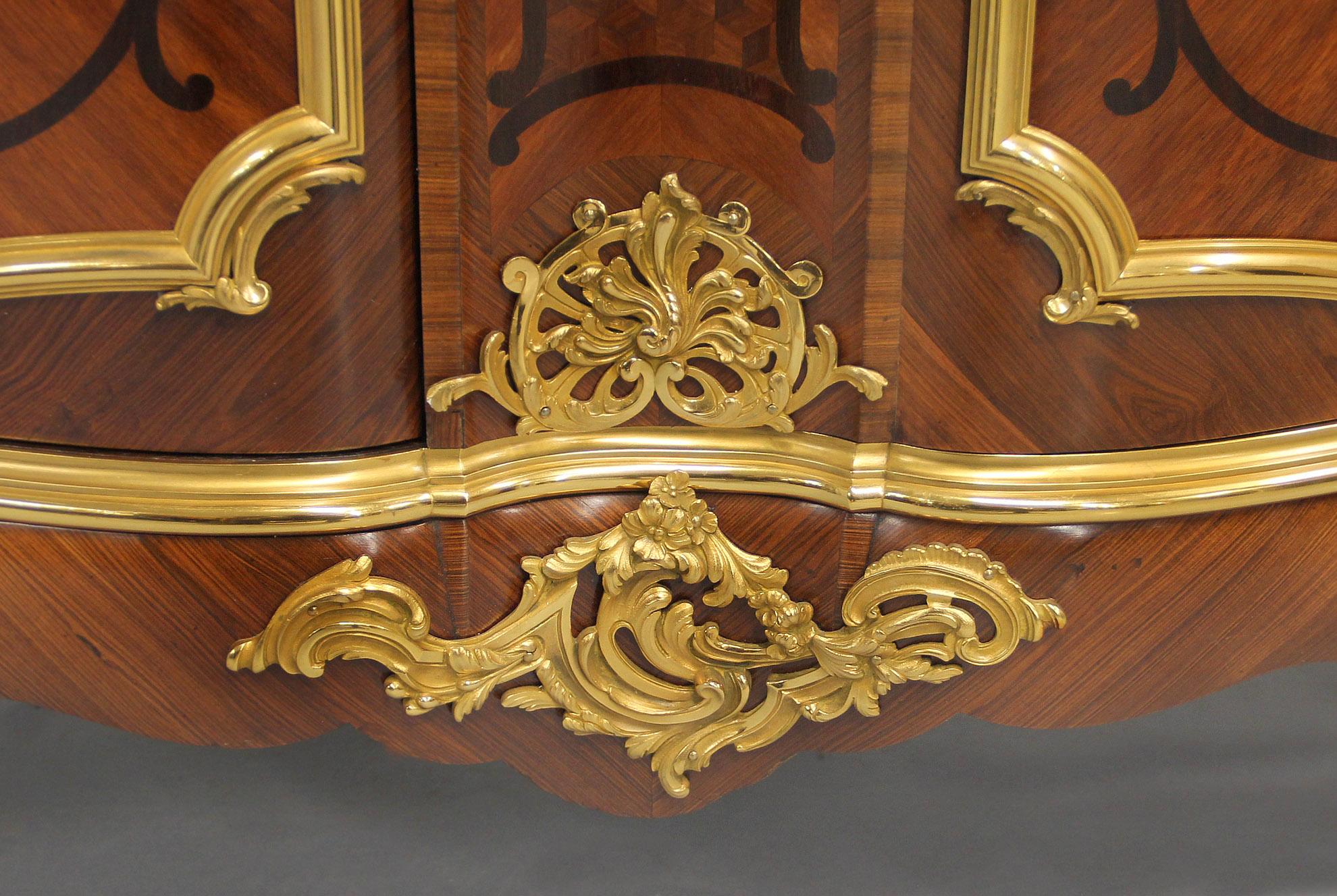 Precioso Armario de Marquetería Montado en Bronce Dorado de Durand, Finales del Siglo XIX en Bueno estado para la venta en Long Island City, NY