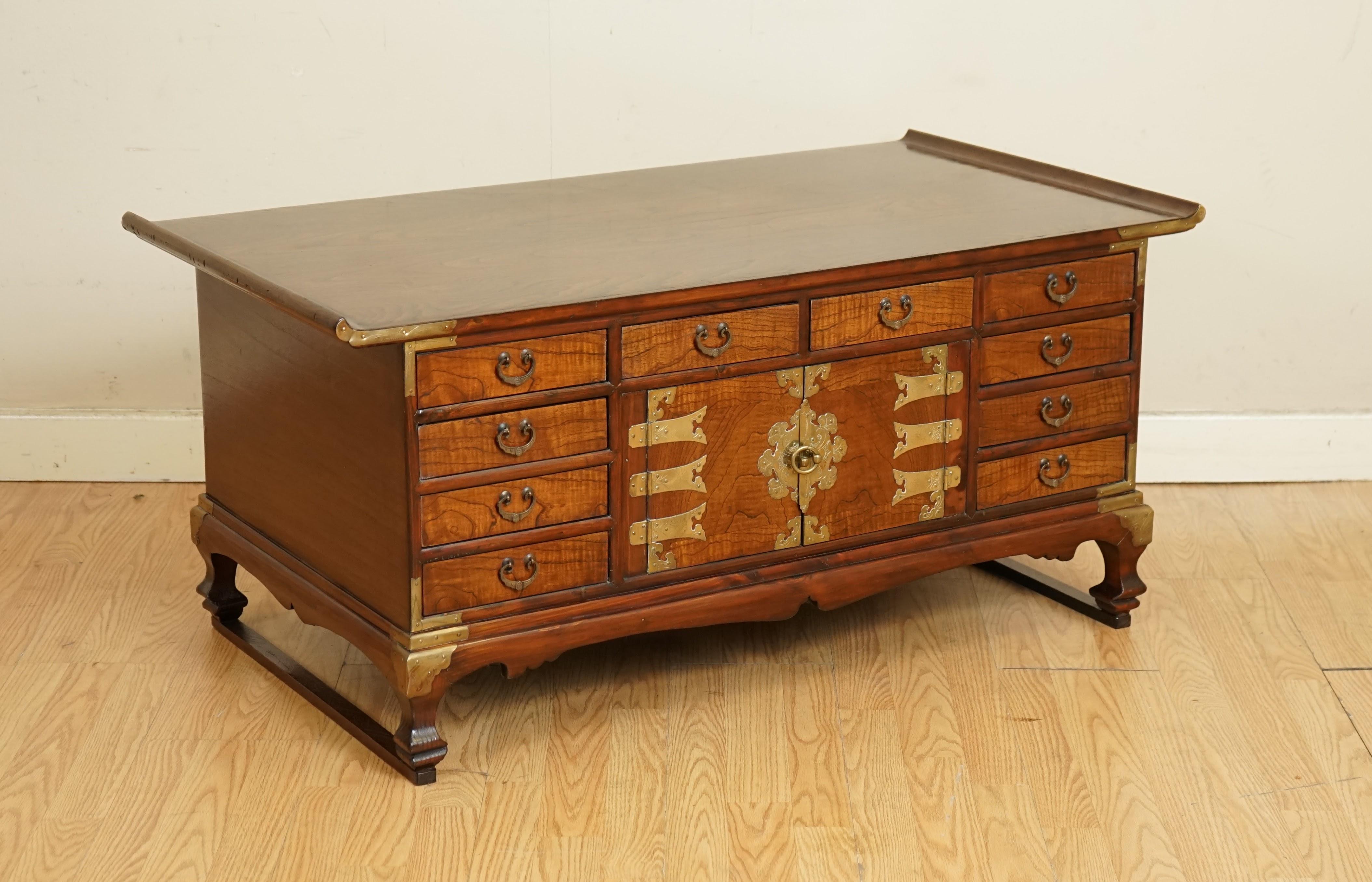 We are so excited to present to you this Beautiful Late 19th Century Korean Elm Coffee Table With lots of Drawers.

This is a very well made and solid piece of furniture with a beautiful patina all around.

In total there are 20 drawers and 2