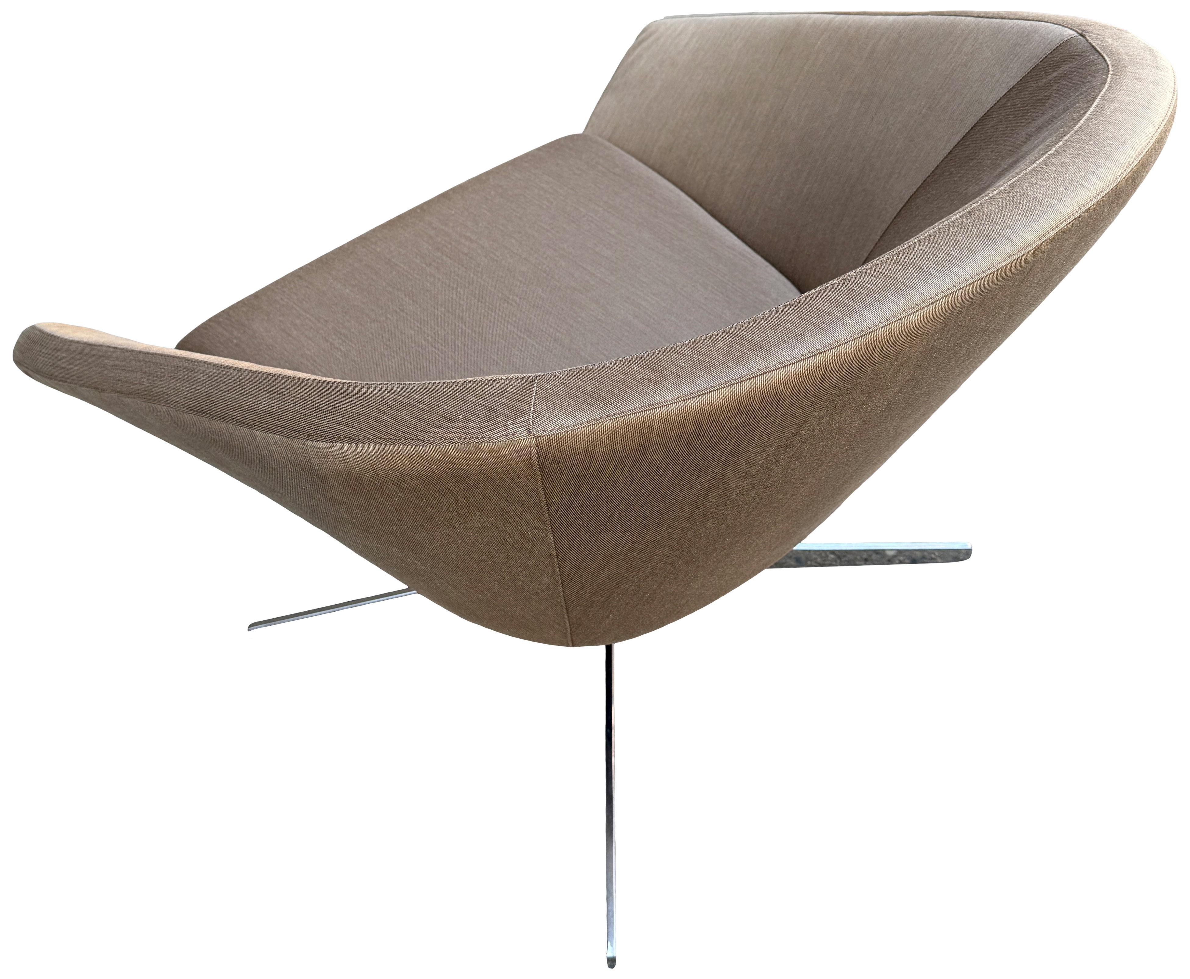 Contemporary Beautiful Light Brown Remy Lounge Chair for Bernhardt For Sale