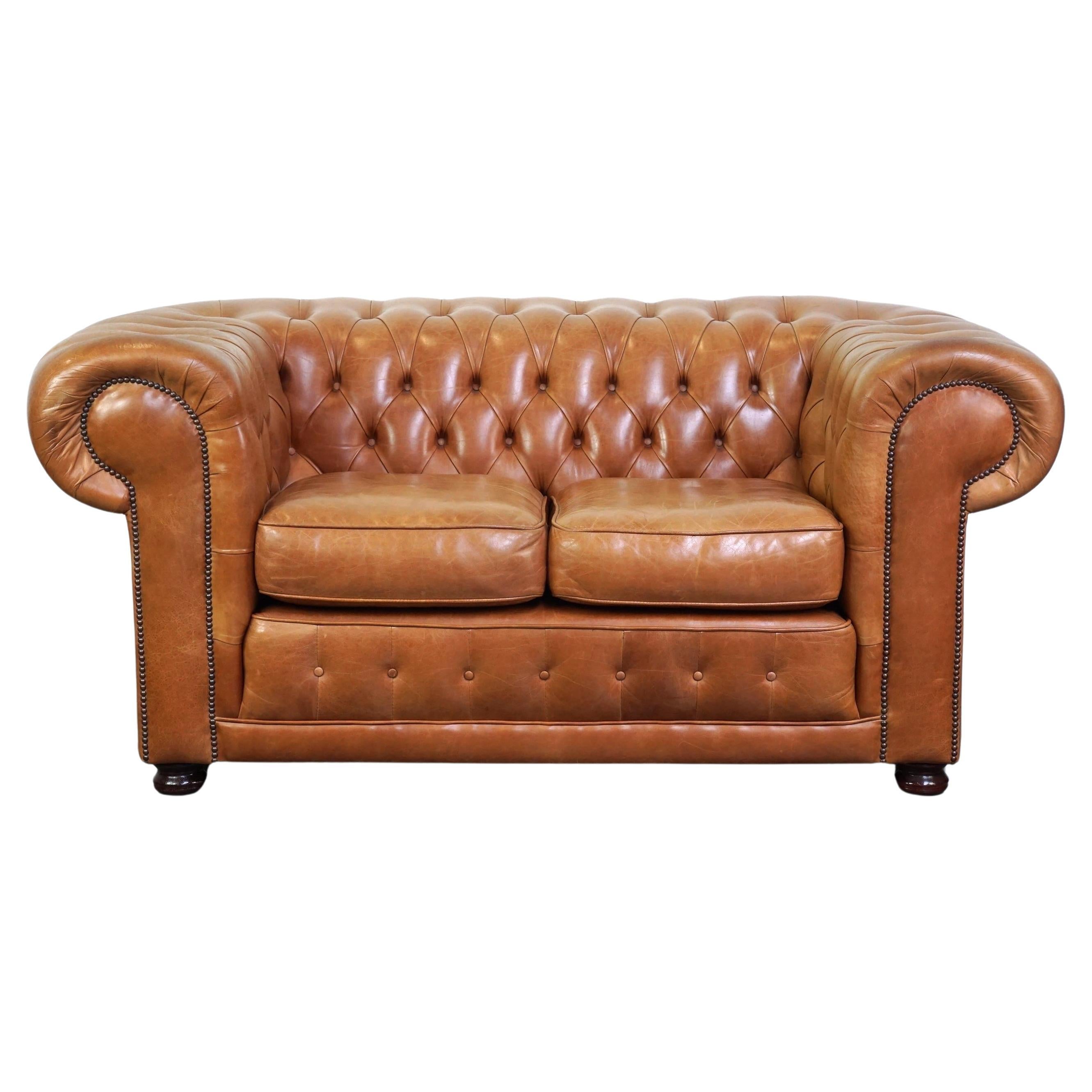 Schöner hellbrauner Springvale English Cowhide Leder Chesterfield 2-Sitzer im Angebot