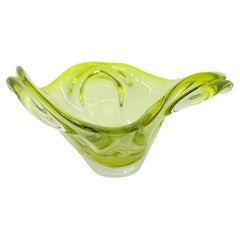 Beautiful Lime Green and Clear Murano Glass Bowl Catchall Vintage, Italy, 1970s