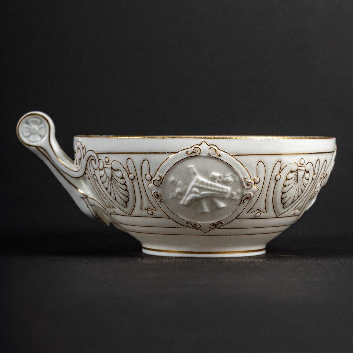 XIXe siècle Magnifique tasse en porcelaine de Limoges de Jean Pouyat en vente