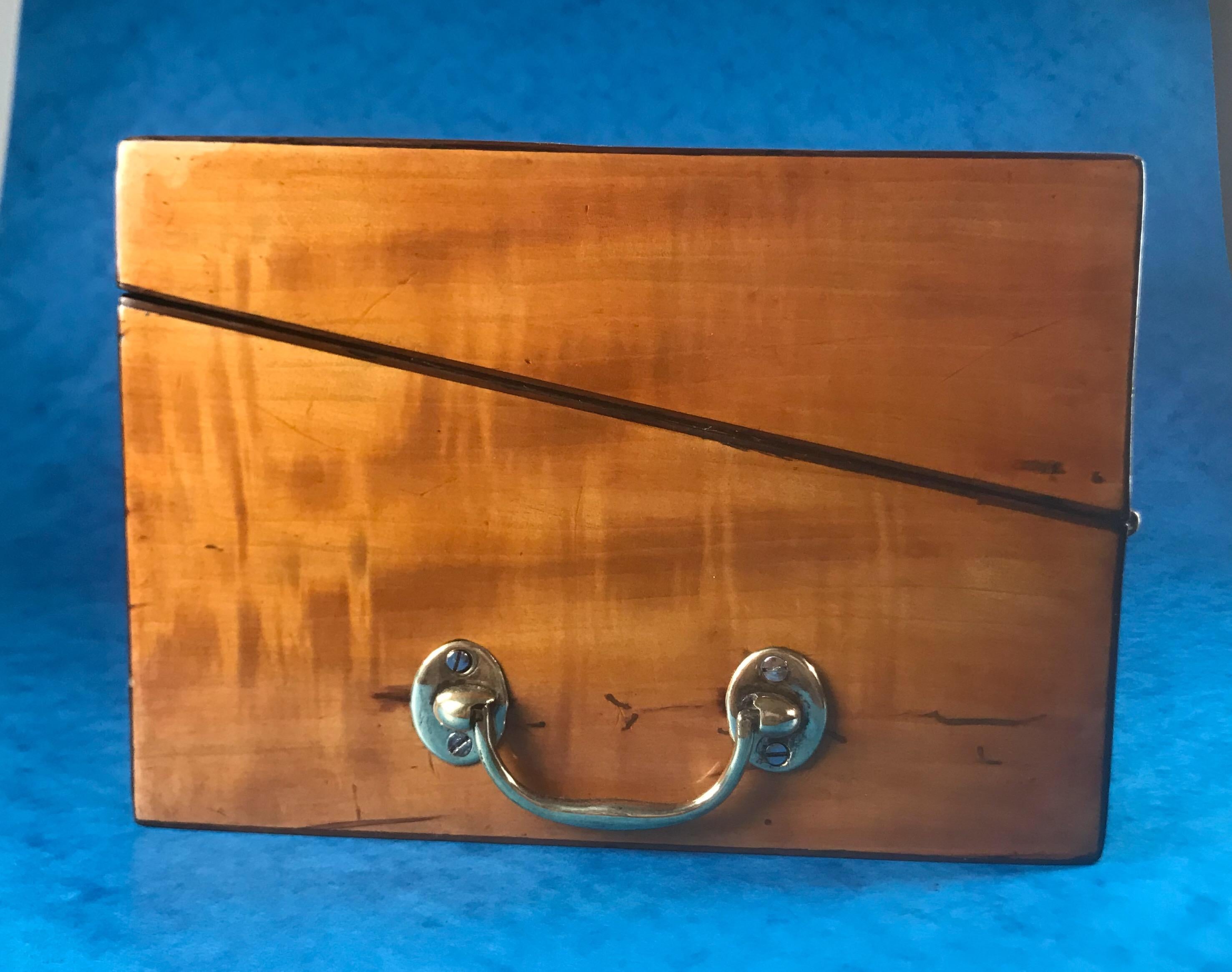 Beautiful Little 18th Century 1790 Sheraton Writing Slope For Sale 1