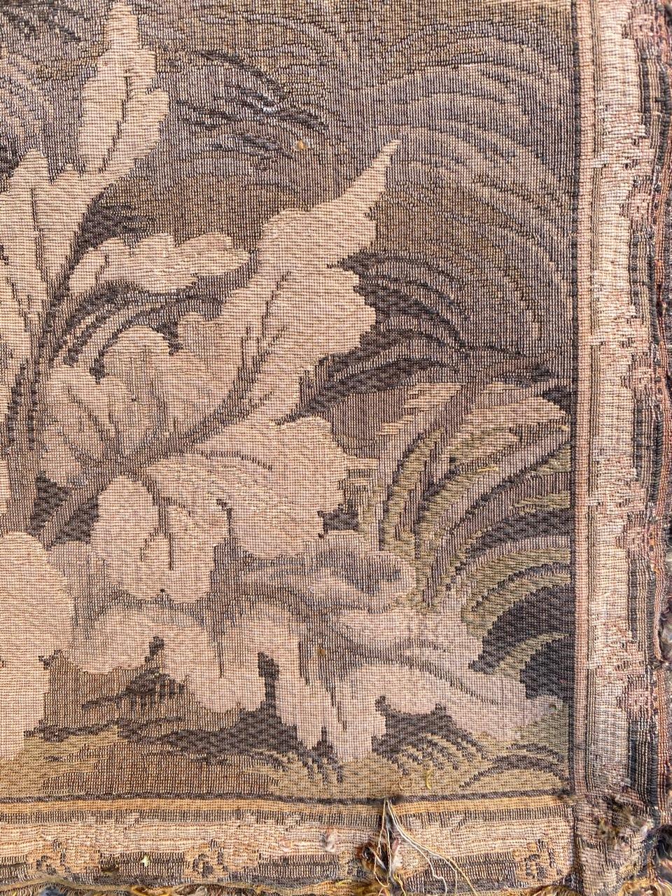 Belle petite tapisserie jaquar française ancienne de style Aubusson 4