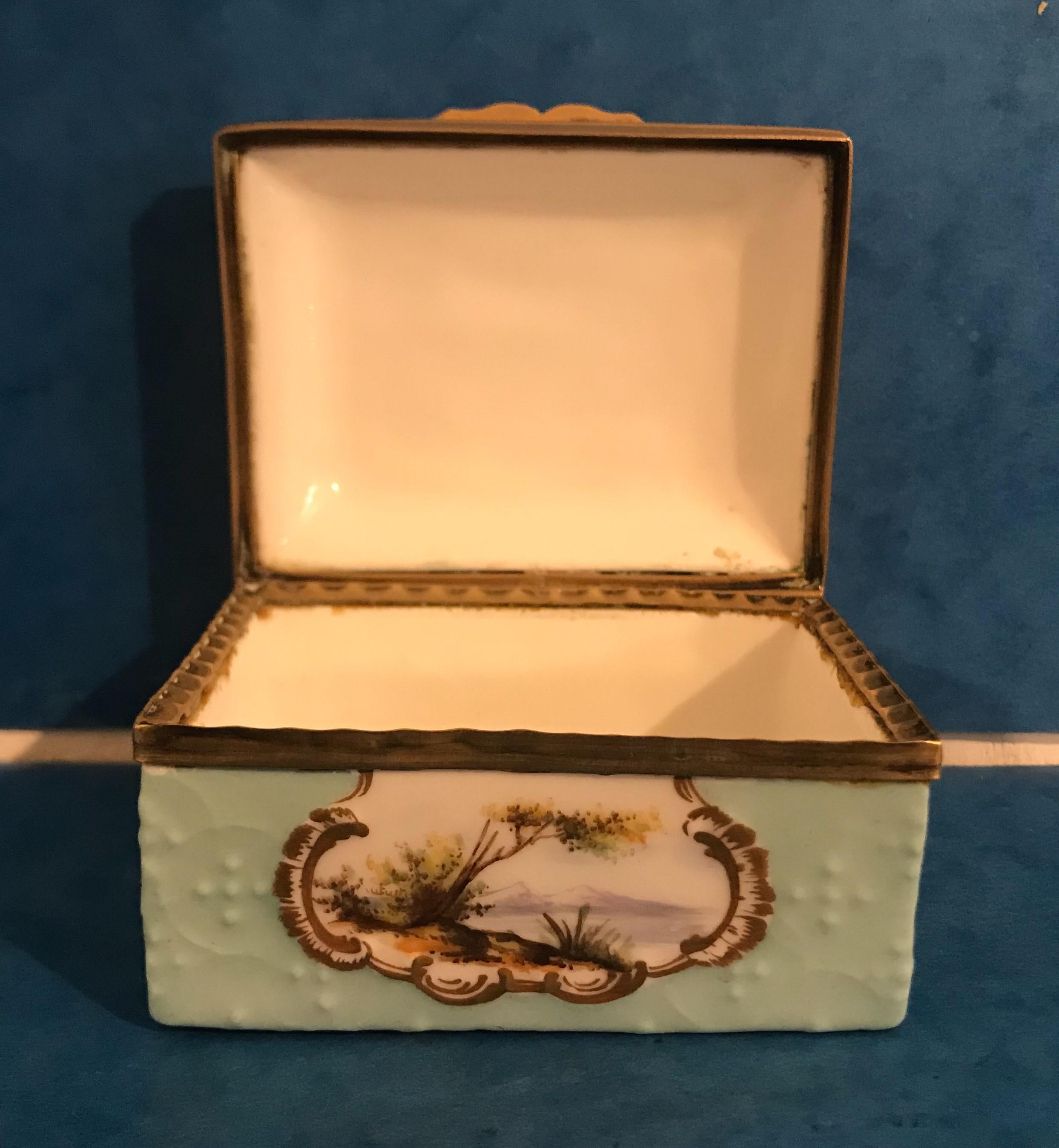 Beautiful Little French 1780 Painted Porcelain Box For Sale 8