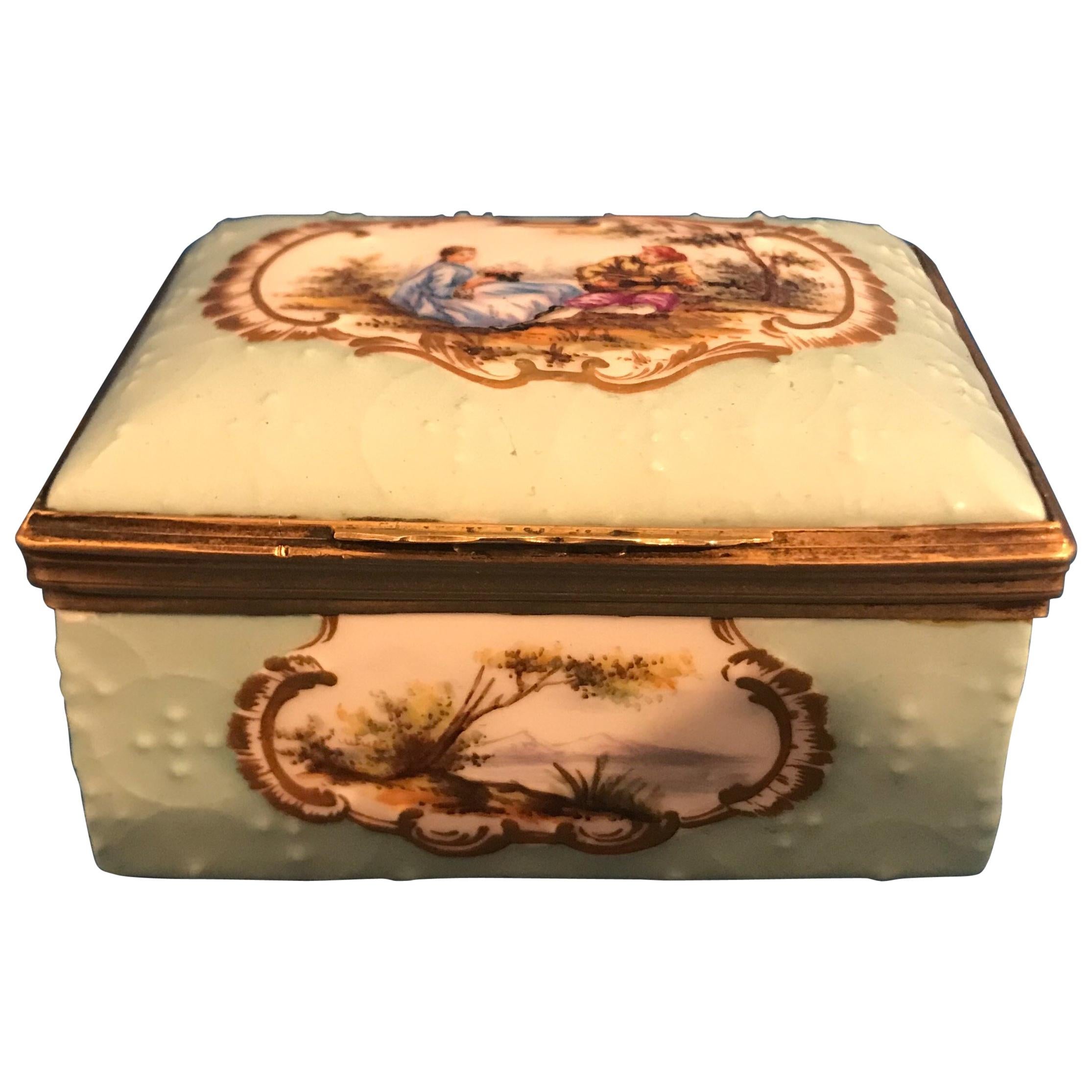 Beautiful Little French 1780 Painted Porcelain Box For Sale