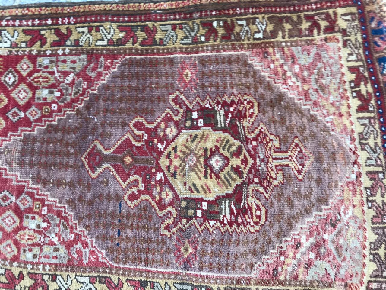 A little early 20th century Turkish rug with a tribal geometrical design and nice colors, entirely hand knotted with wool velvet on wool foundation.
 

✨✨✨
