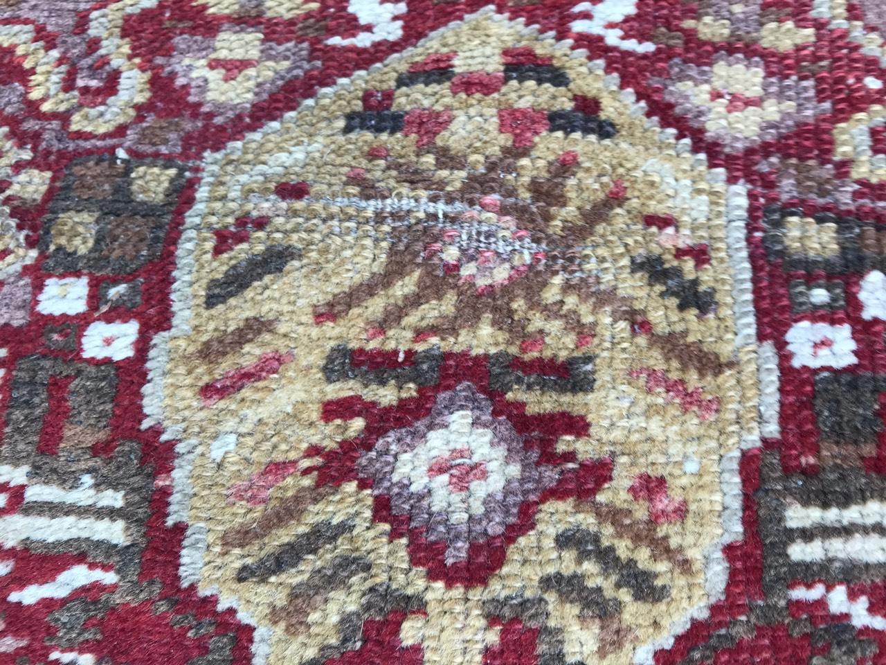Bobyrugs schöner kleiner türkischer Yastik-Teppich (20. Jahrhundert) im Angebot