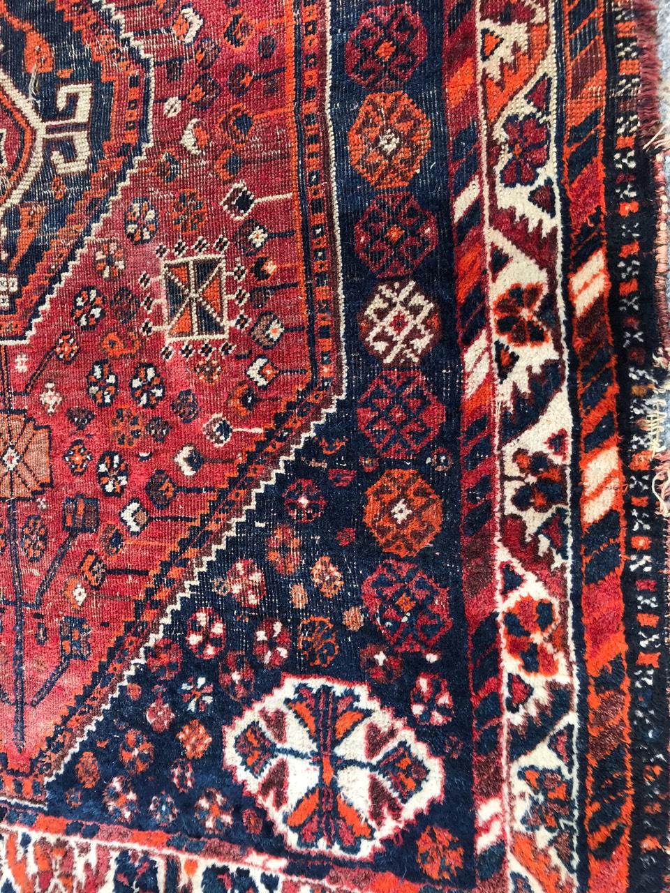 Bobyrug’s Beautiful Little Vintage Shiraz Rug For Sale 2