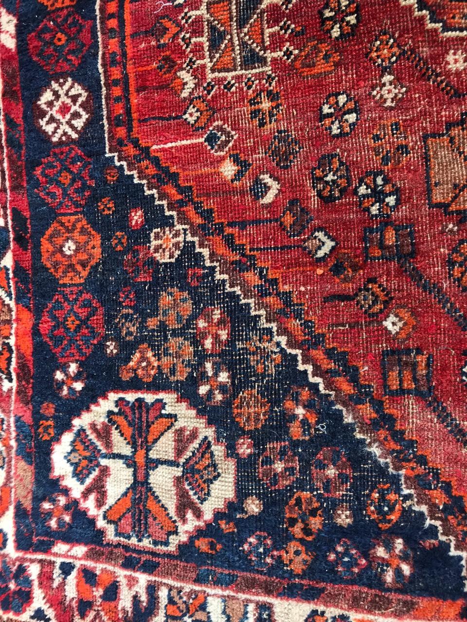 Bobyrug’s Beautiful Little Vintage Shiraz Rug For Sale 5