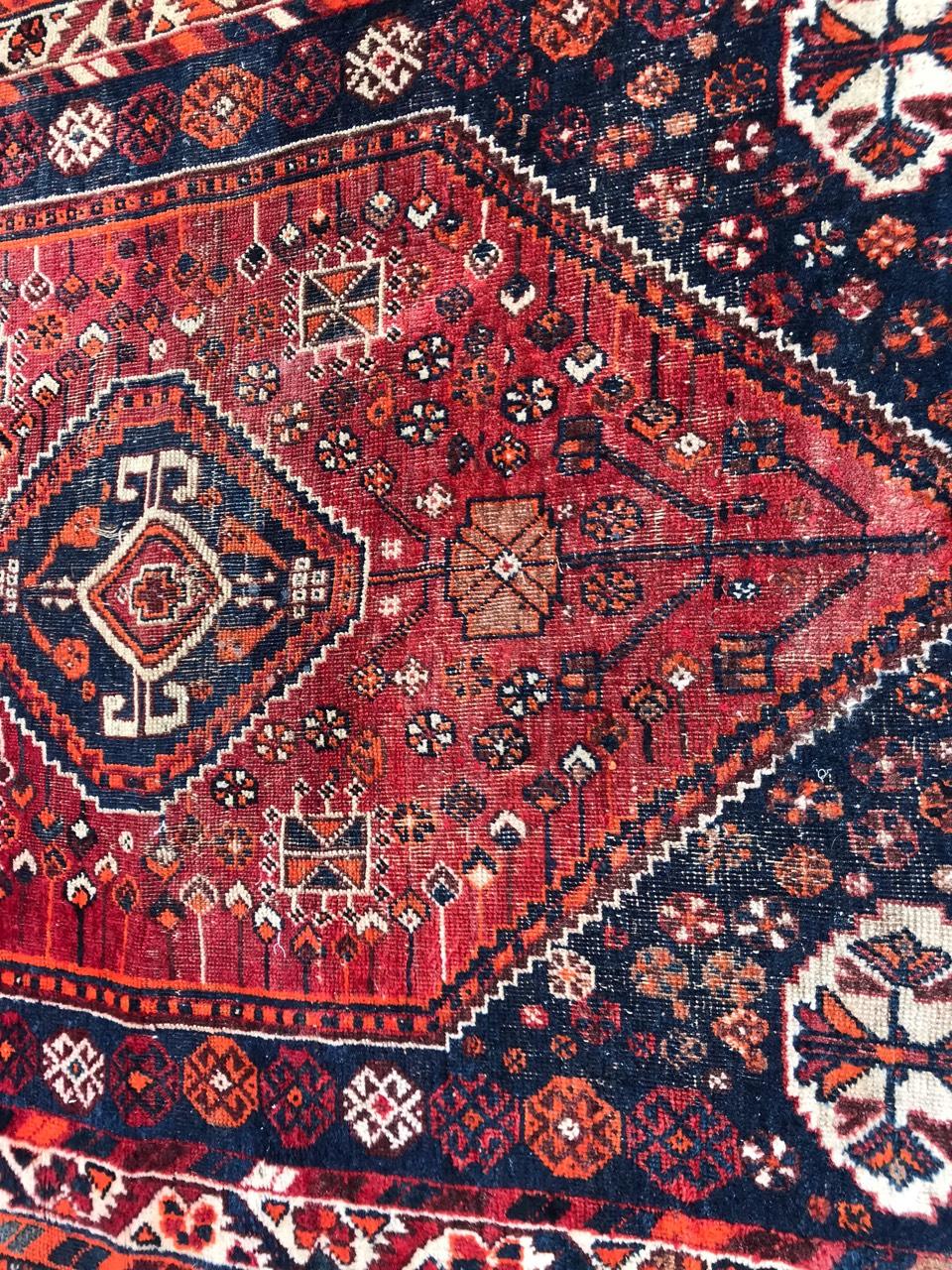 Bobyrugs wunderschöner kleiner Vintage Shiraz-Teppich (Kasachisch) im Angebot