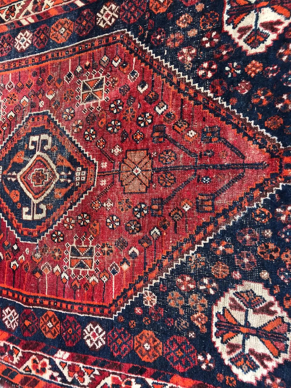 Wool Bobyrug’s Beautiful Little Vintage Shiraz Rug For Sale