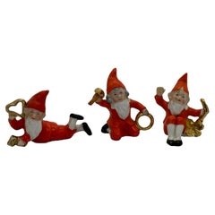 Schönes Los mit drei Gnome Elf Schnee Baby Biskuit Deutsche antike Weihnachts 1900er Jahre 