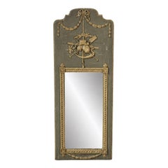 Magnifique trumeau de style Louis XVI en bois peint en gris-vert