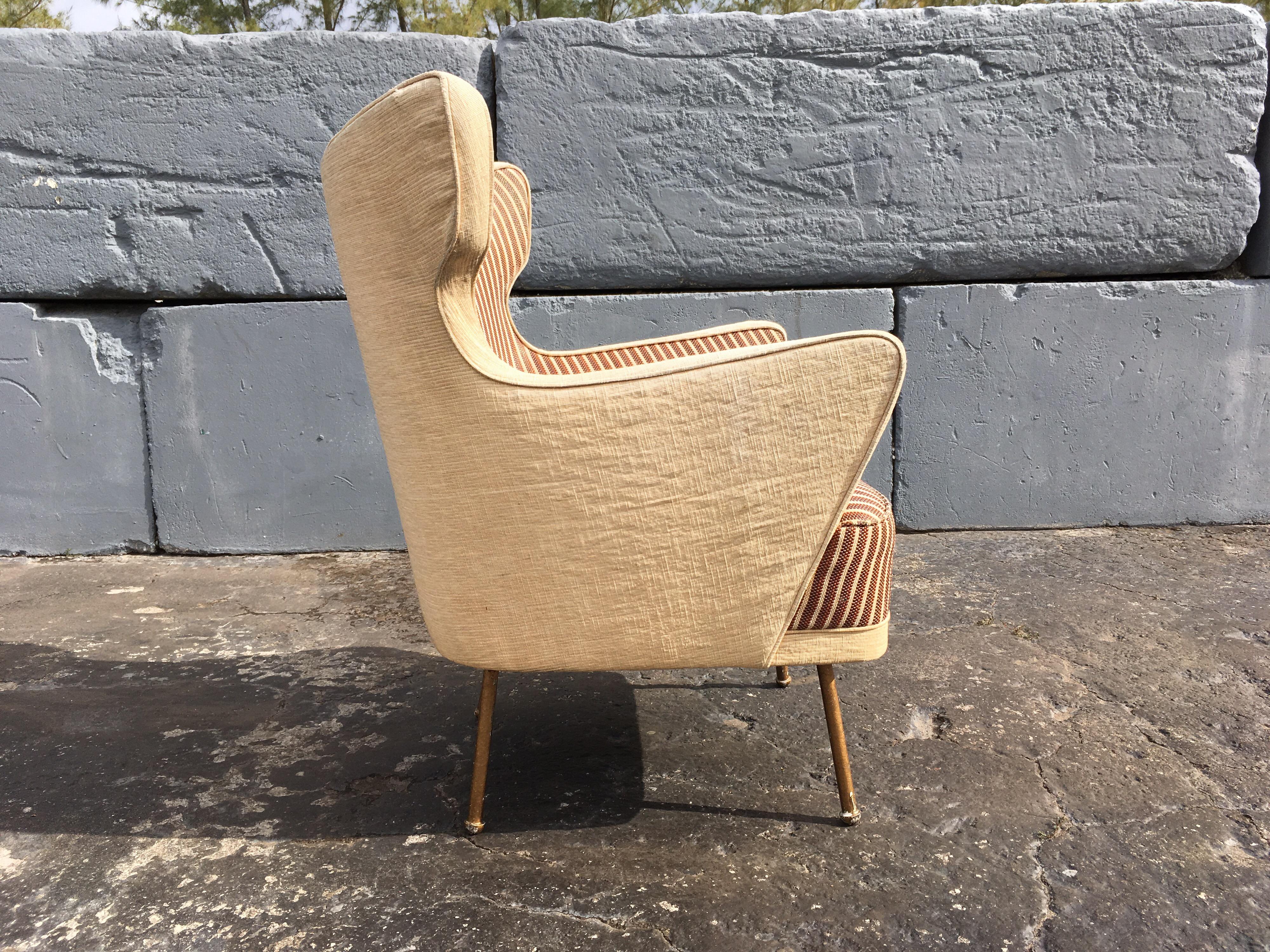 Italian Beautiful Lounge Chairs in the Style of Gio Ponti