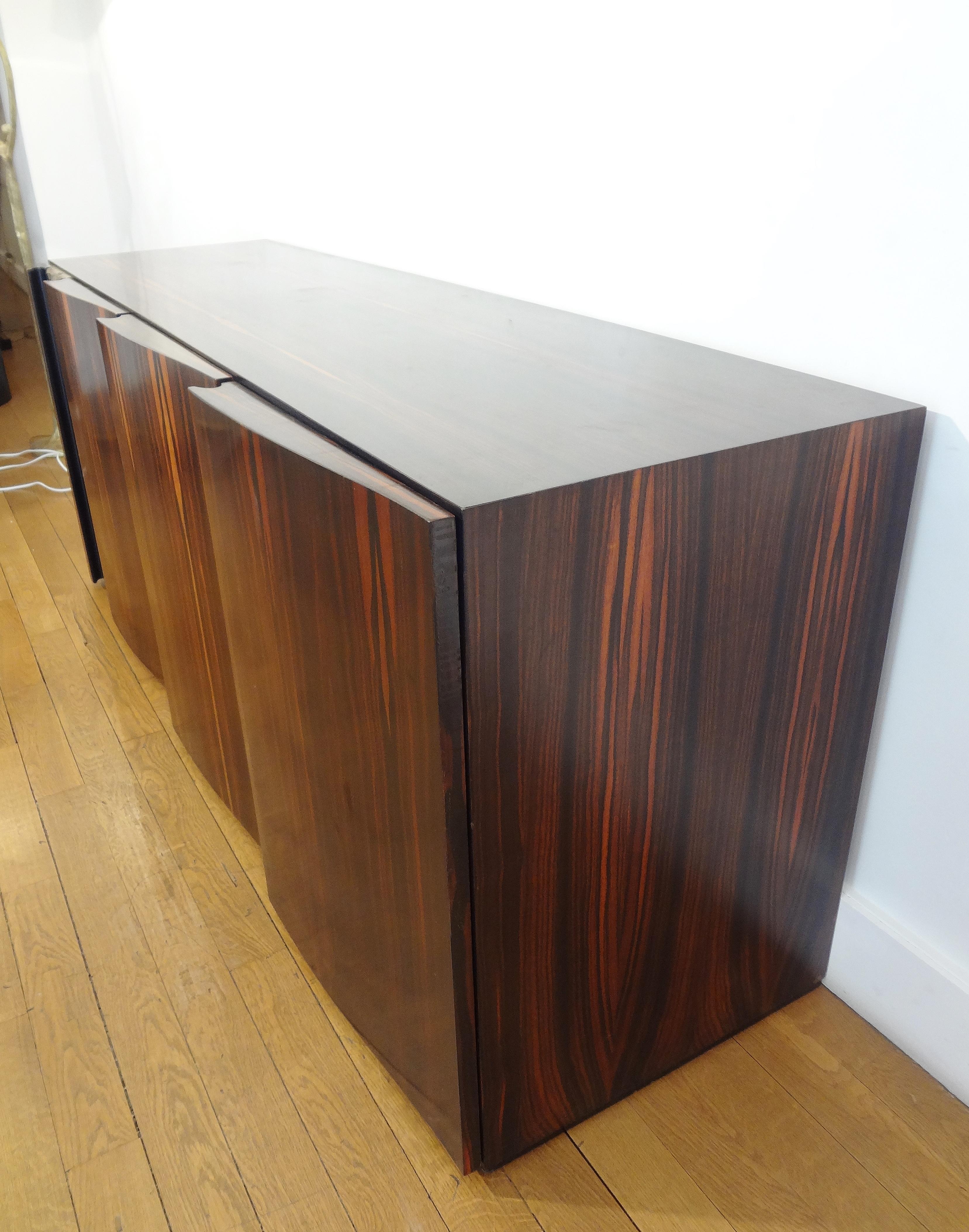 Beautiful Macassar Ebony and Bronze Sideboard by L. Frigerio, circa 1975 In Good Condition For Sale In Paris, FR