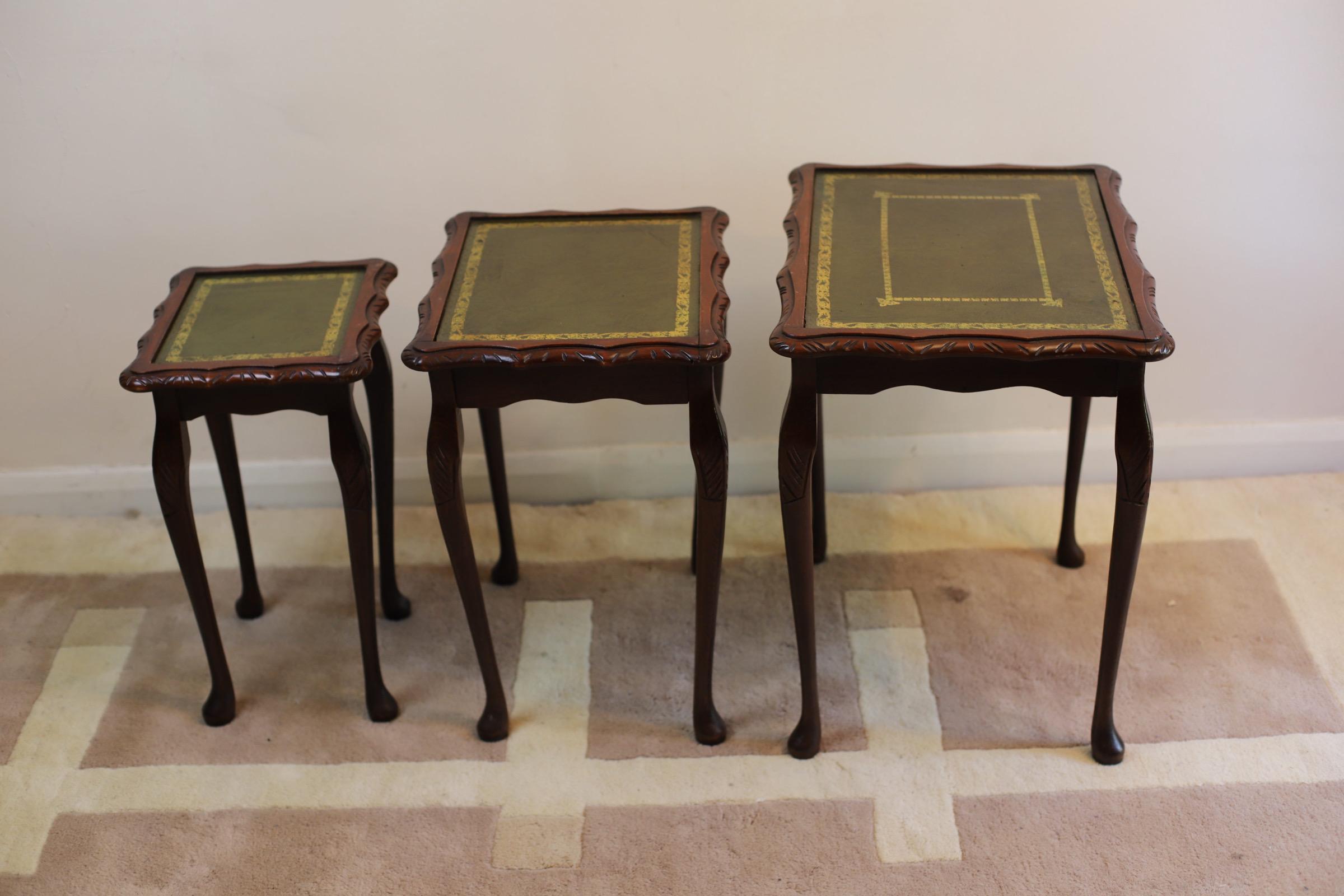 Beautiful Nest of Tables with Green Leather Top For Sale 1