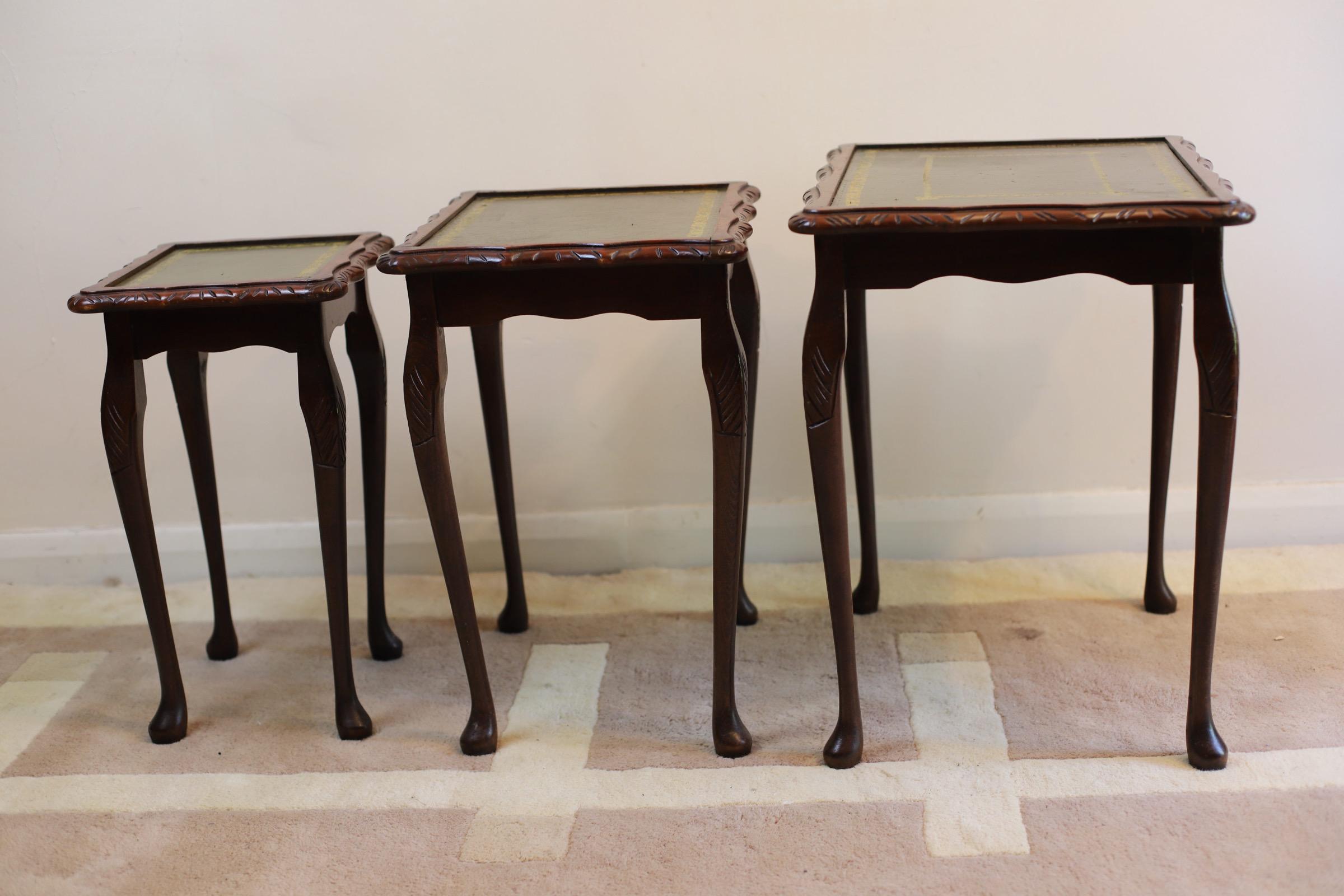Beautiful Nest of Tables with Green Leather Top For Sale 2