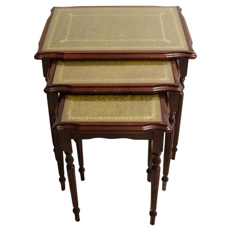 Beautiful Mahogany Nest of Tables with Green Leather Top For Sale at