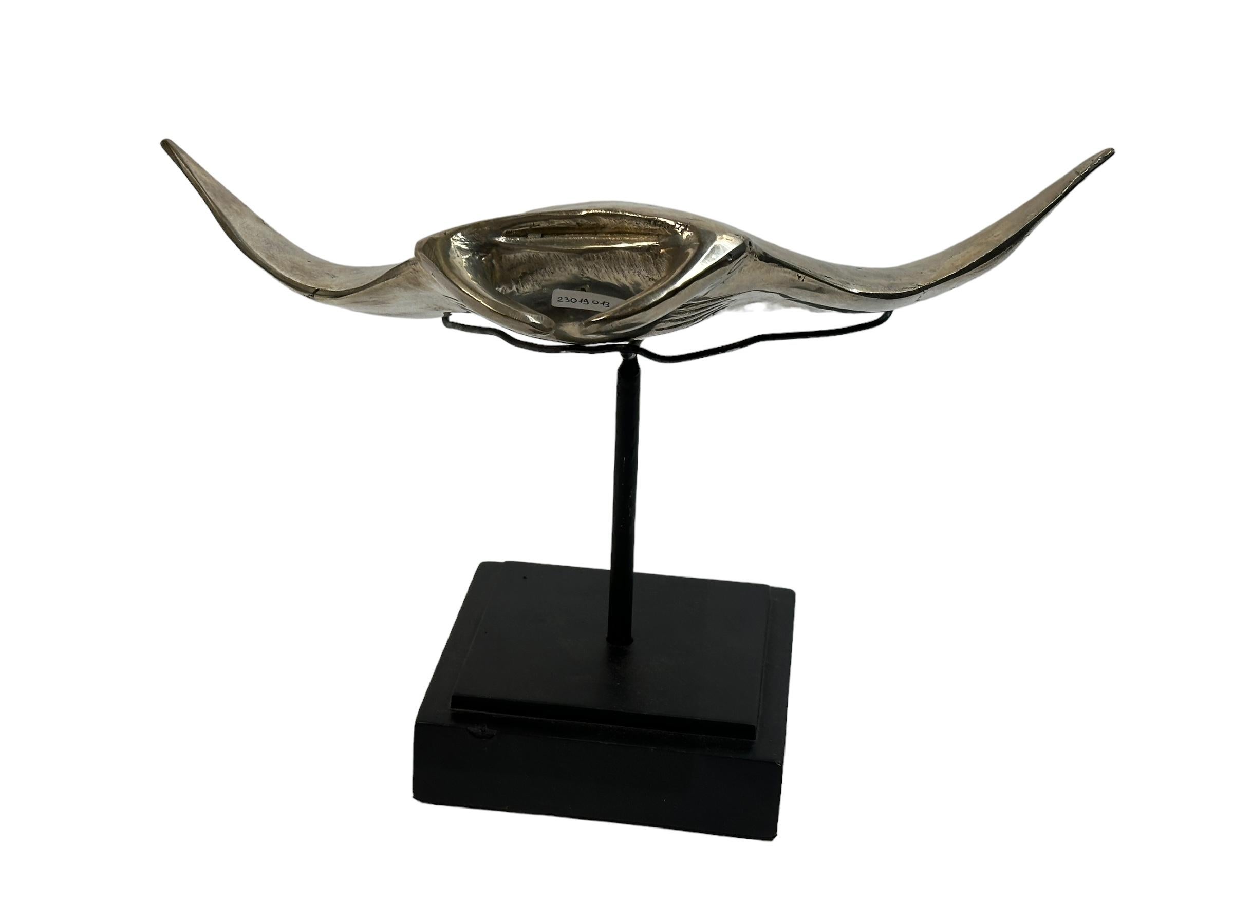 Mid-Century Modern Beautiful Manta Sting Ray Sculpture Nickeled Metal, on Base, Vintage 1980s For Sale