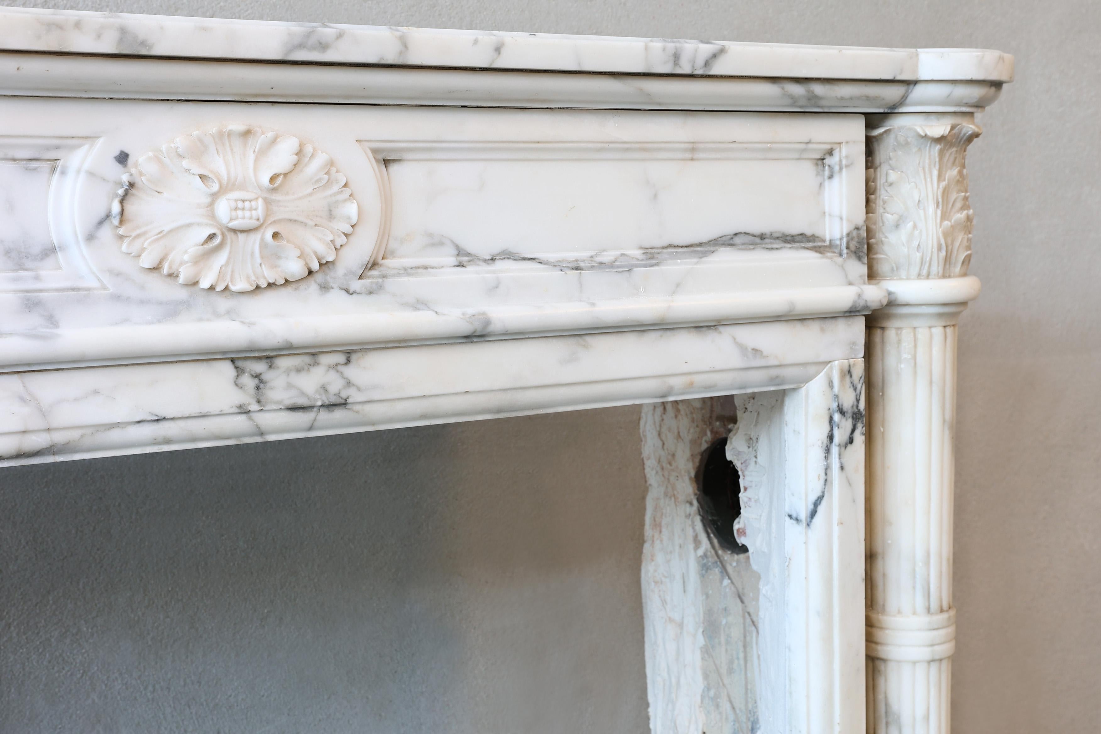 Antique Marble Fireplace  Arabescato Marble  19th Century  Style Louis XVI In Good Condition For Sale In Made, NL