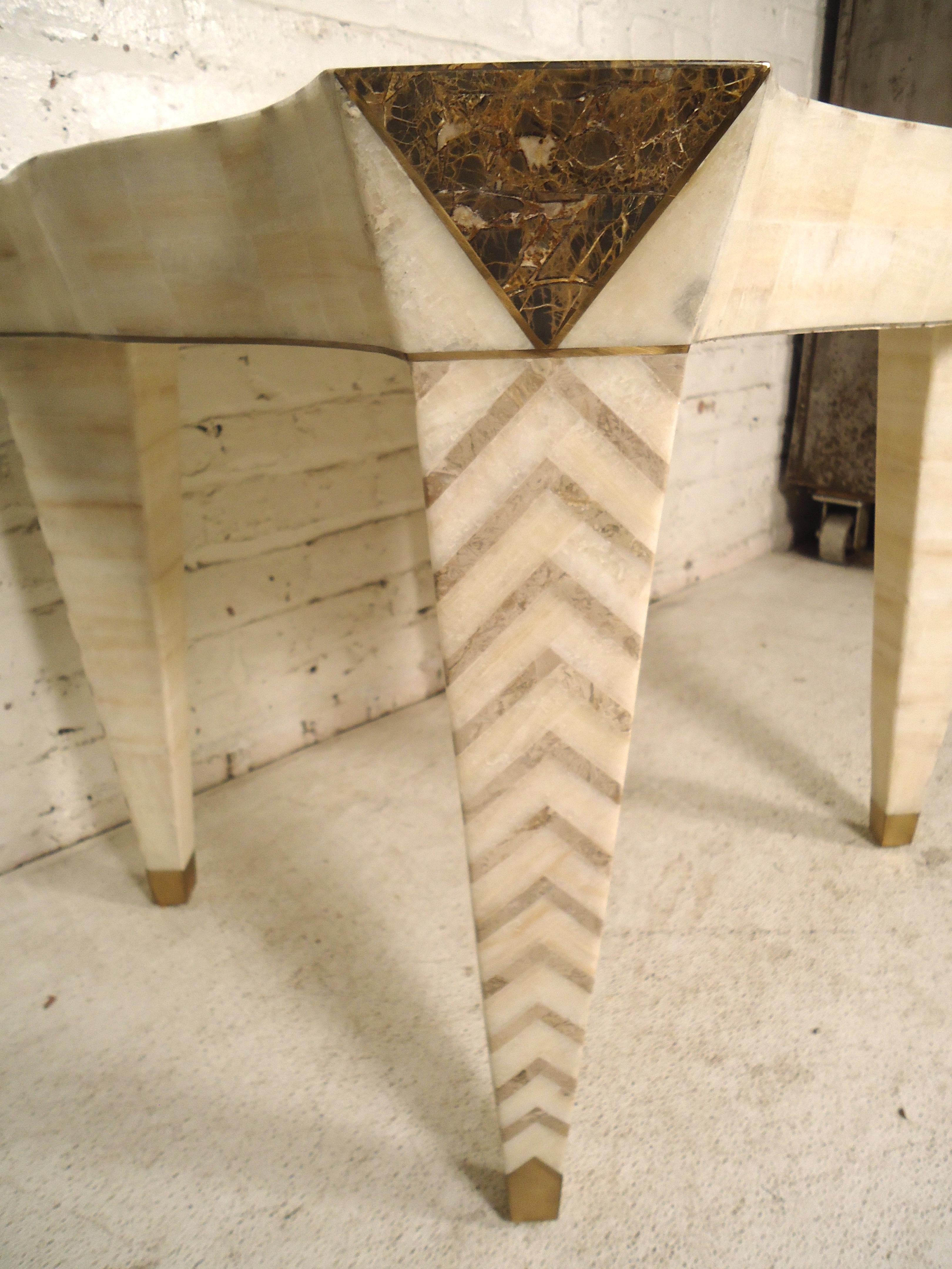Beautiful Marble Table For Sale at 1stDibs