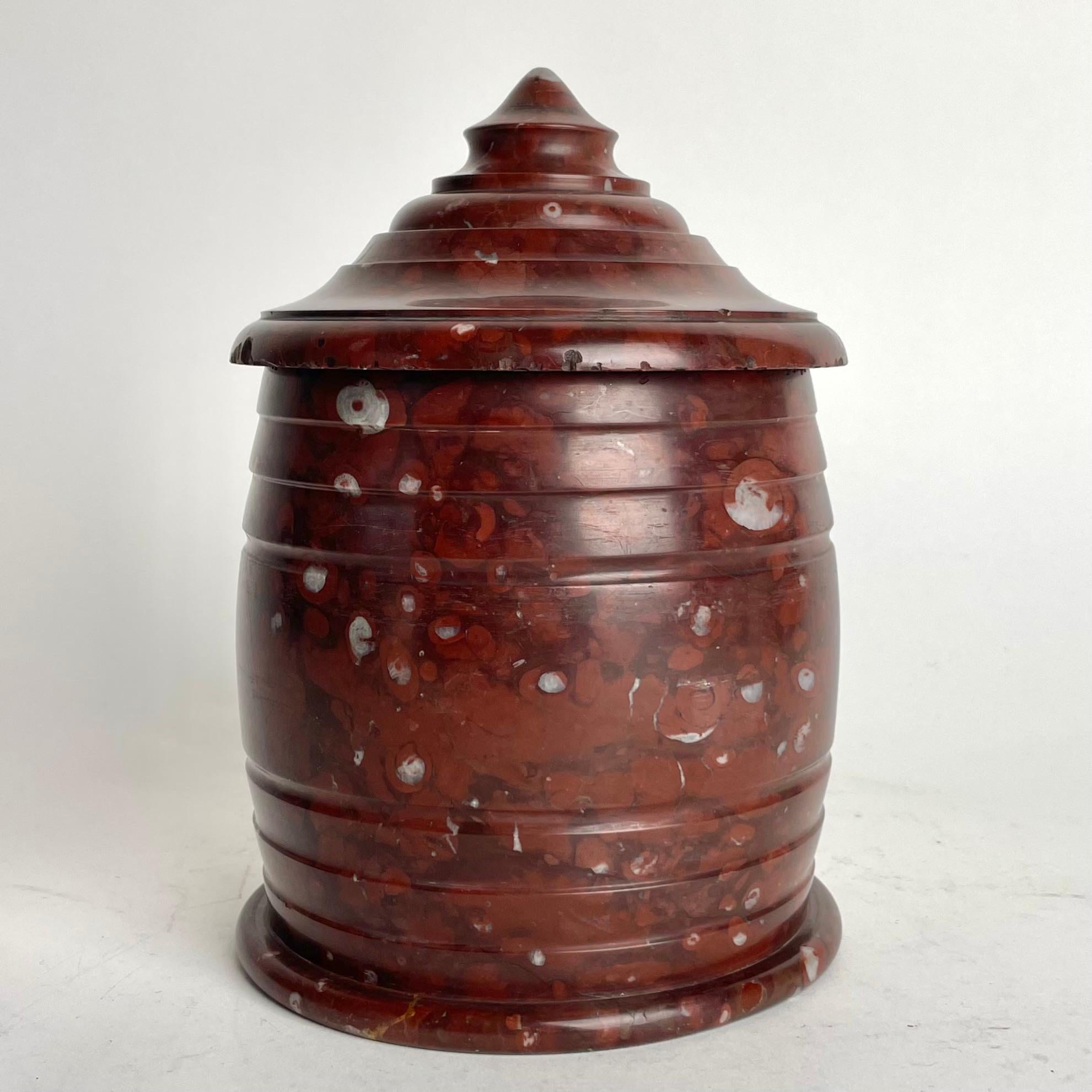 European Beautiful Marble Tobacco Box from the early 19th Century For Sale