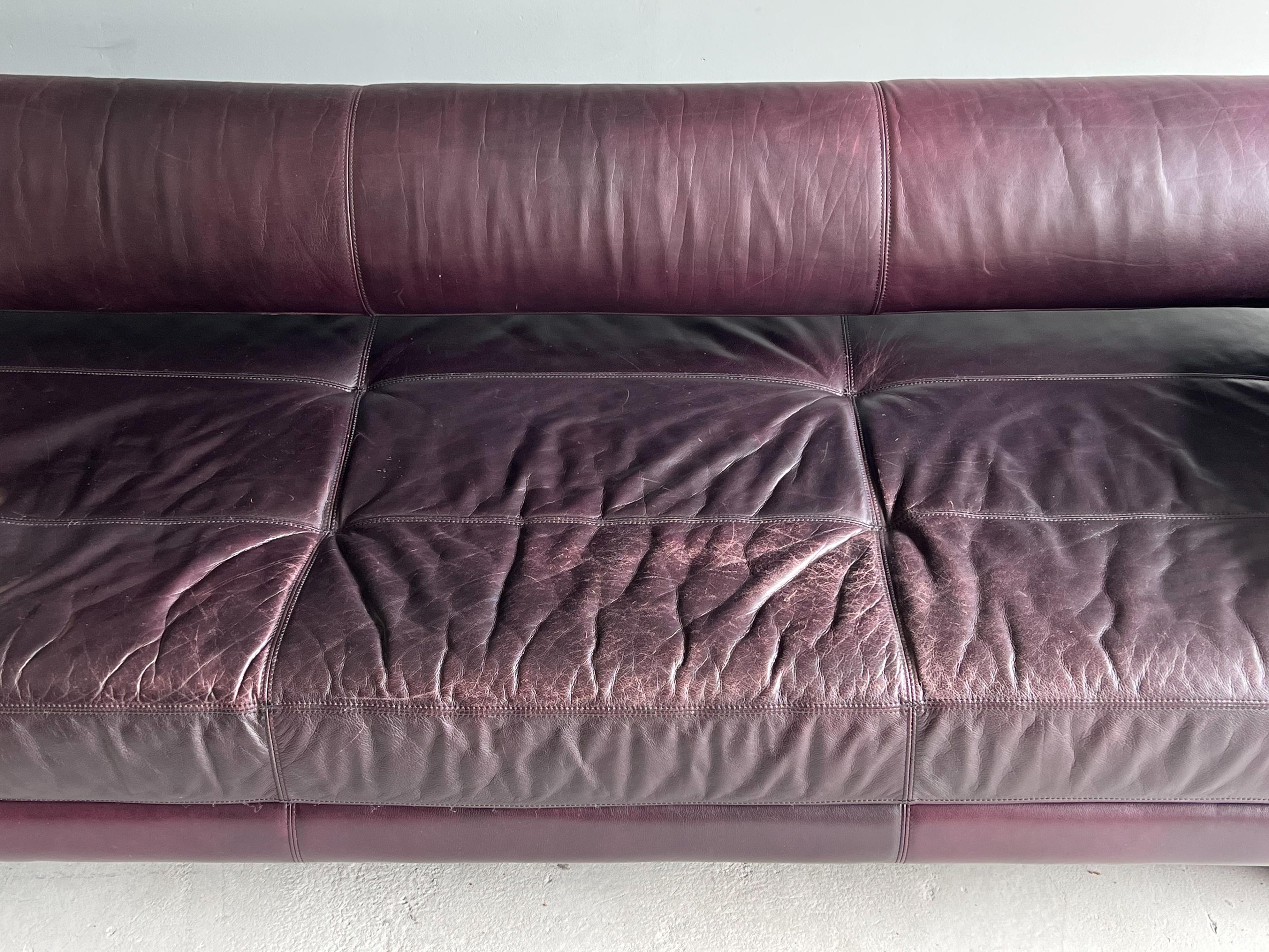 Beautiful “Matinee” Sofa / Daybed by Vladimir Kagan for American Leather 3