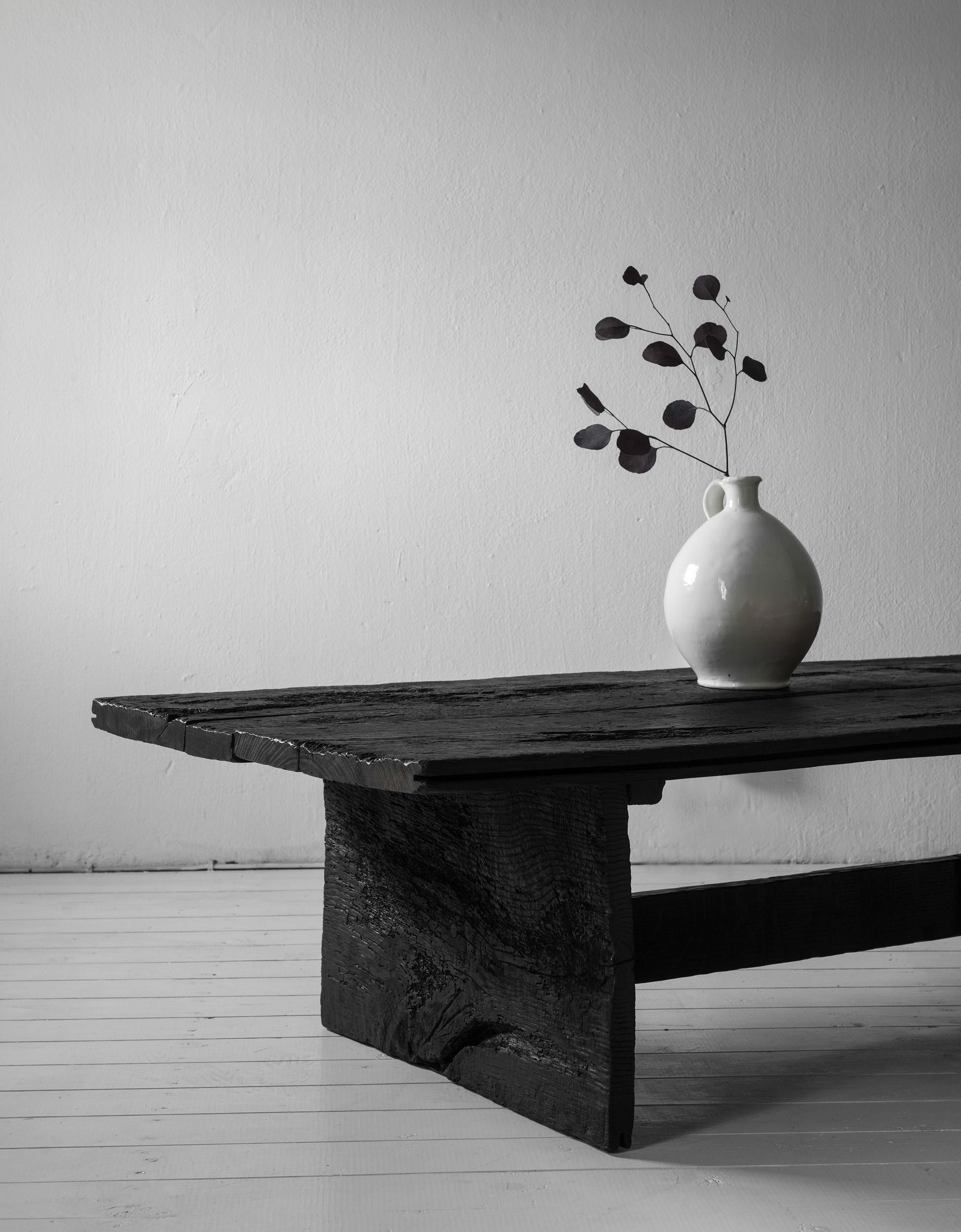 XXIe siècle et contemporain Magnifique table basse de taille moyenne Artempo en Oak du 17ème siècle en vente