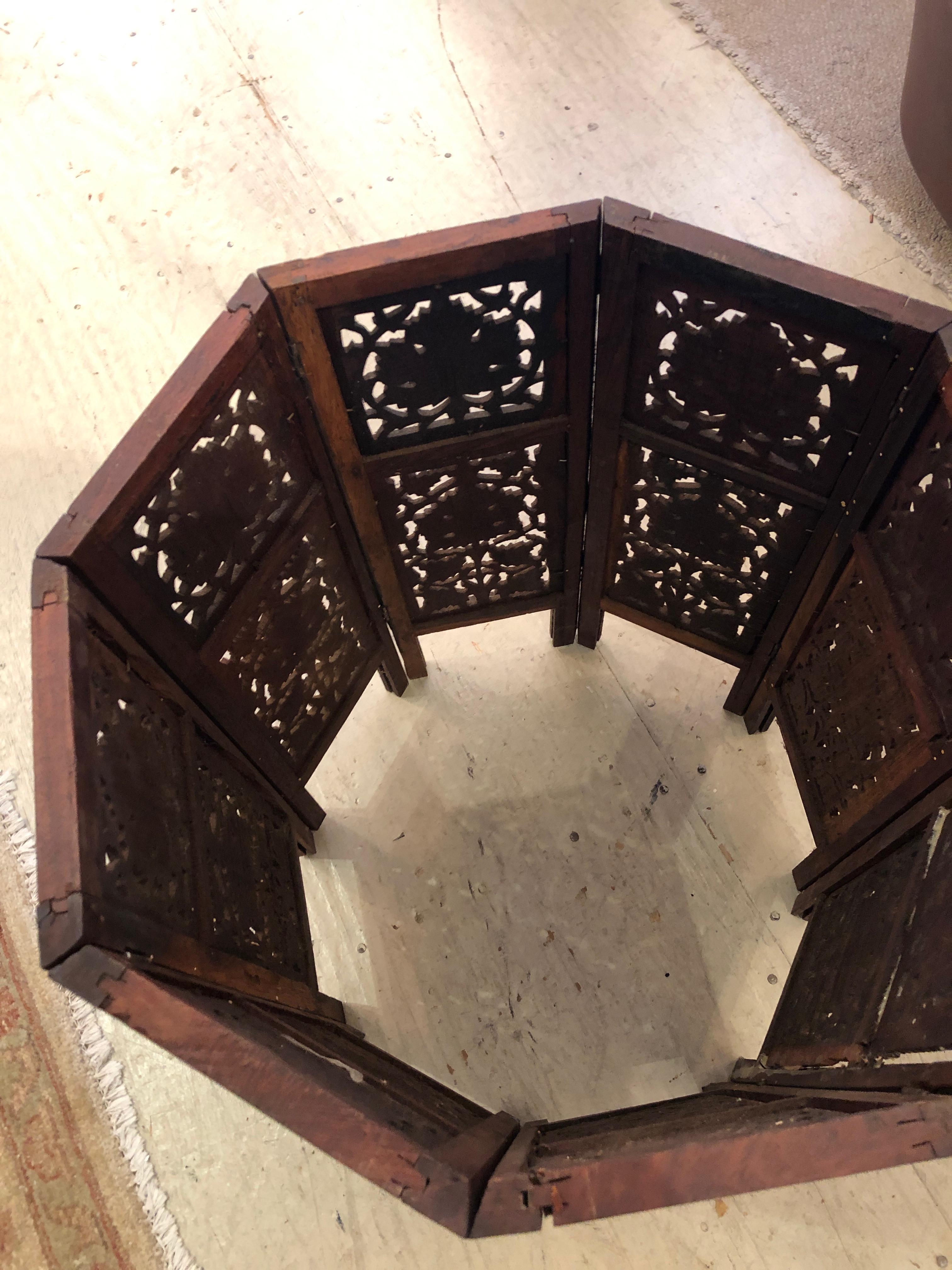 Beautiful Medium Sized Round Moorish Anglo-Indian End Table 7