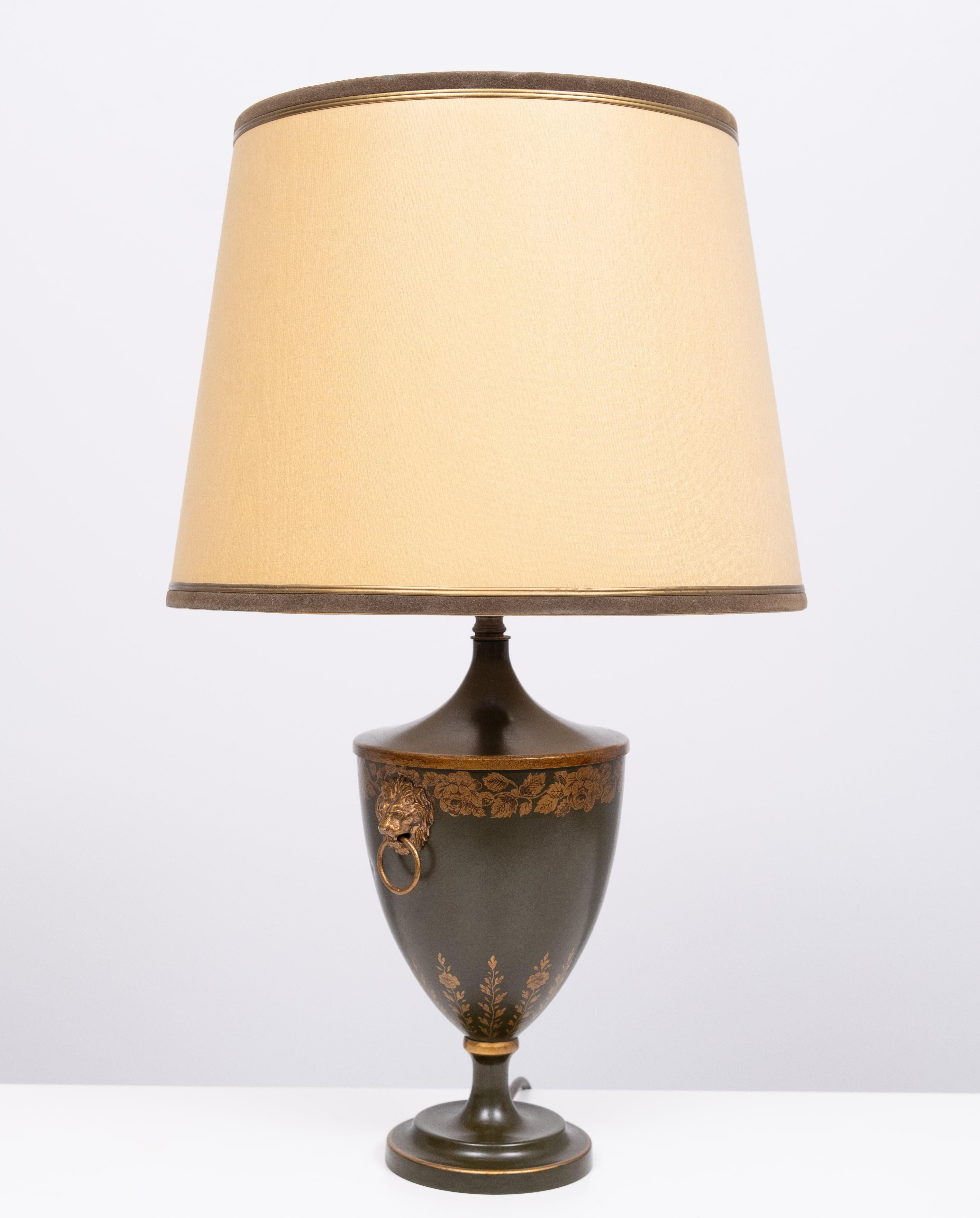 Magnifique  Lampe de table TÔLE en métal peint en vert 1960 France en vente 3