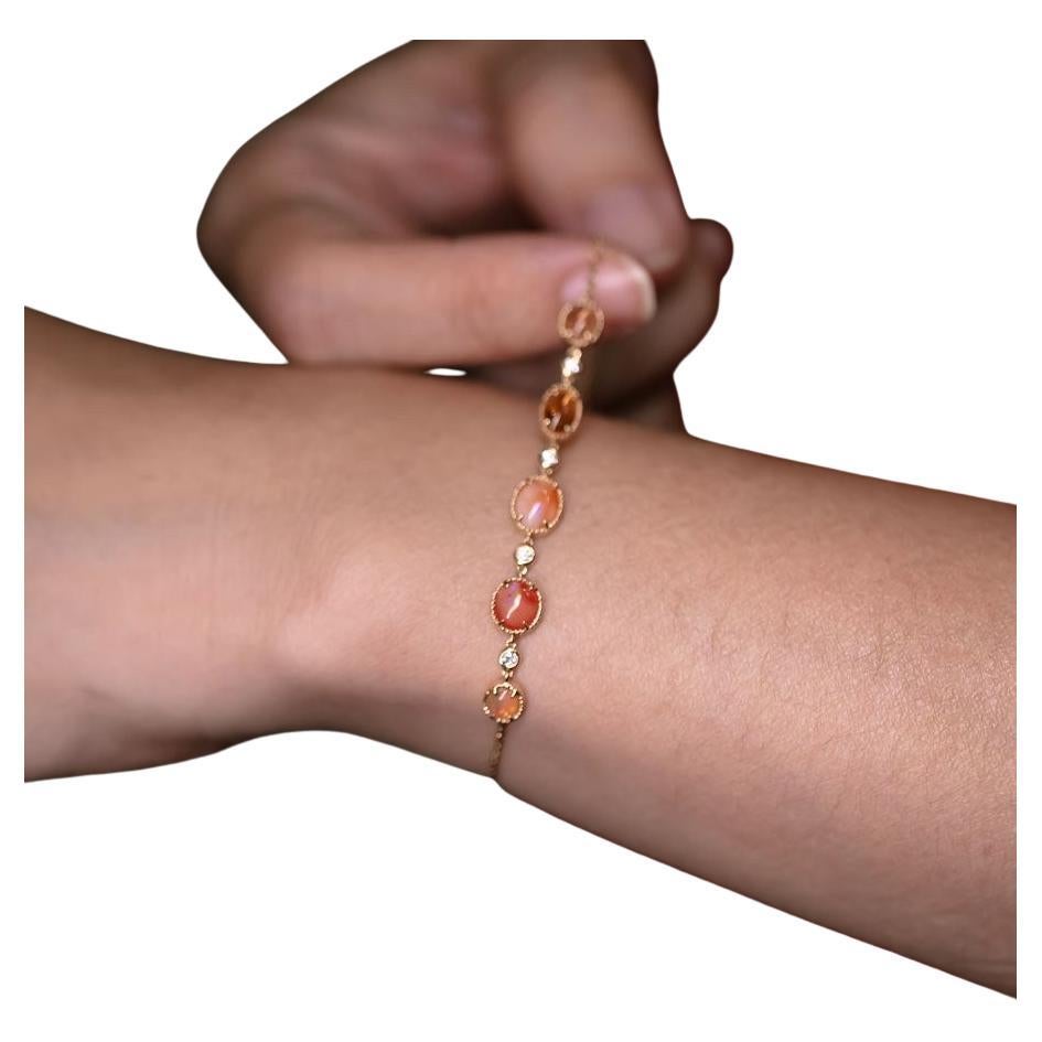 Beautiful Mexican Fire Opal Diamond Bracelet in 18K Yellow Gold