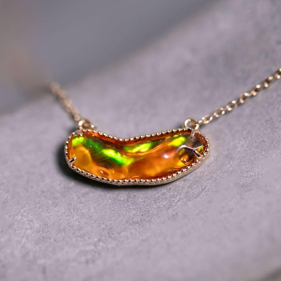 Beautiful Mexican Fire Opal Necklace 18K Yellow Gold.


Free Domestic USPS First Class Shipping! Free Gift Bag or Box with every order!

Opal—the queen of gemstones, is one of the most beautiful and rarest gemstones on the planet earth. Every piece