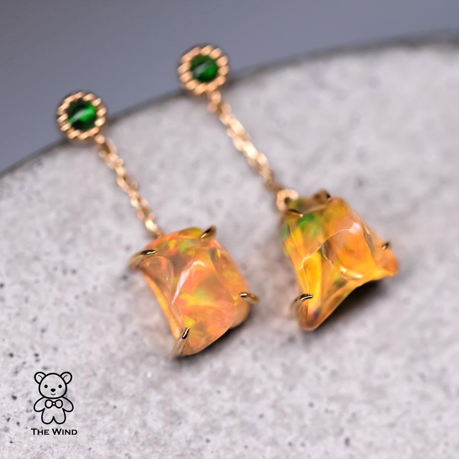 Beautiful Mexican Fire Opal & Tsavorite Drop Earrings 18K Yellow Gold In New Condition For Sale In Suwanee, GA