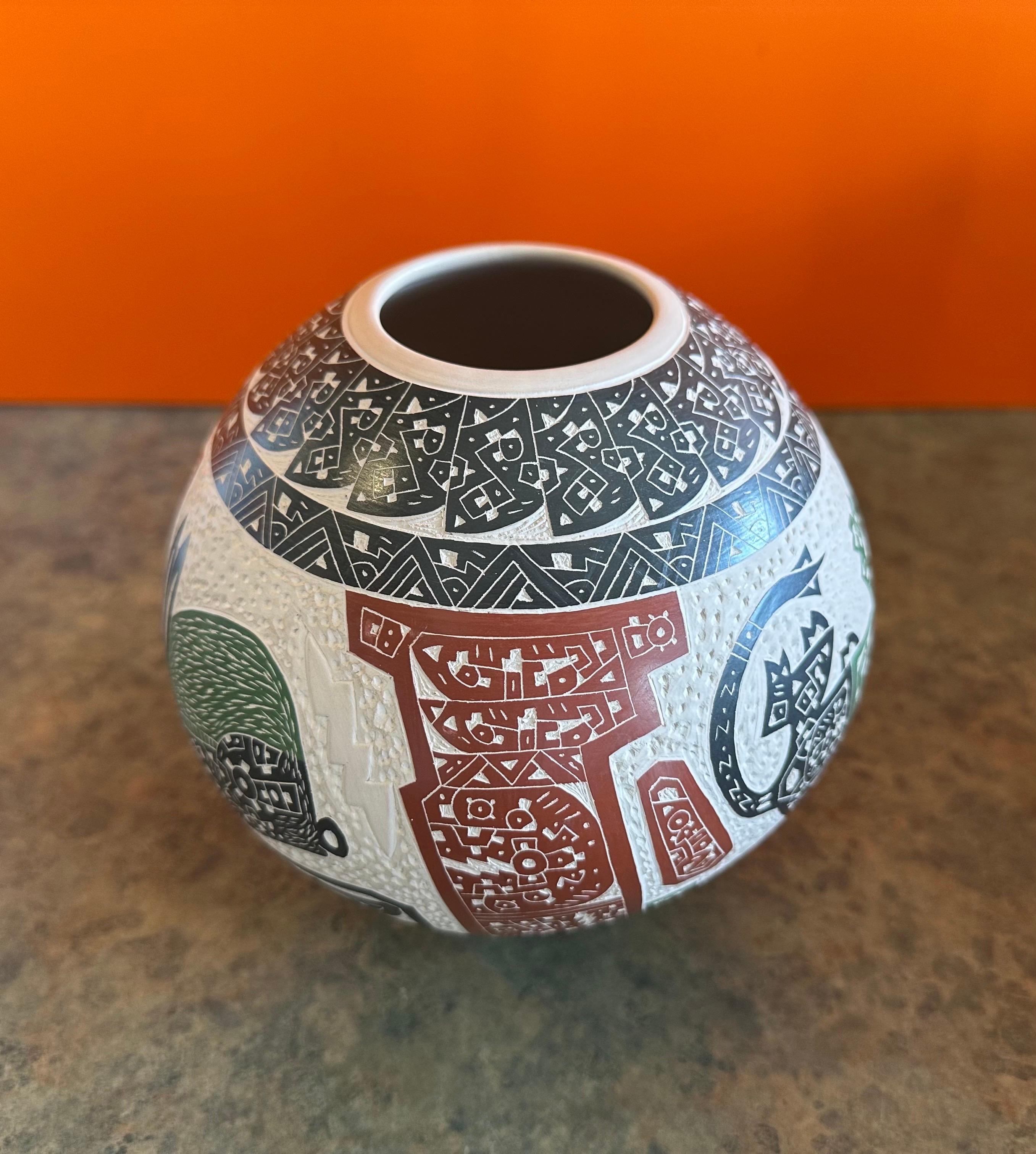 Bellissimo vaso di arte popolare messicana Mata Ortiz Pottery di Juan Carlos V. Rodriquez in vendita 6