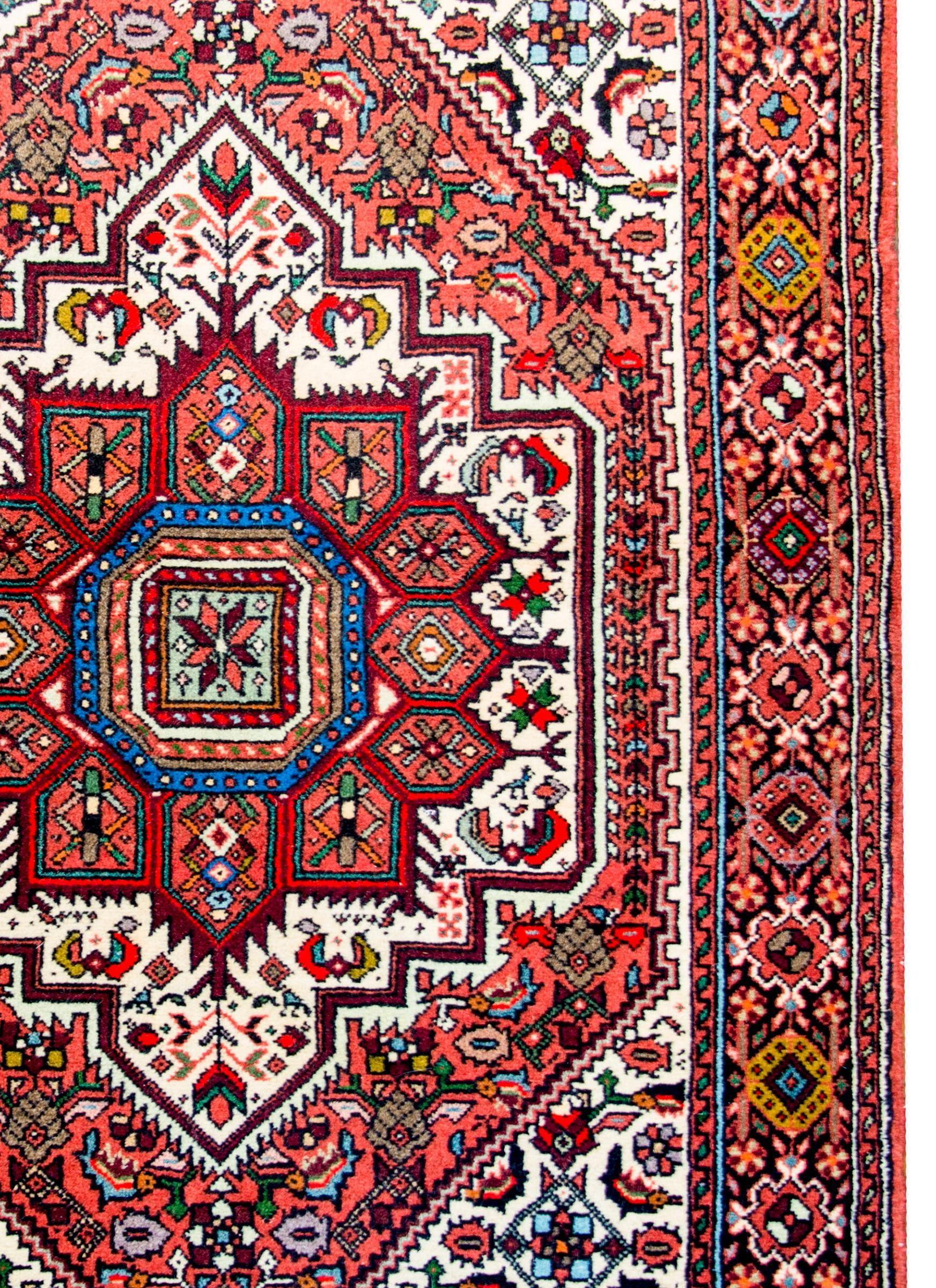 Persian Beautiful Mid-20th Century Bidjar Rug For Sale