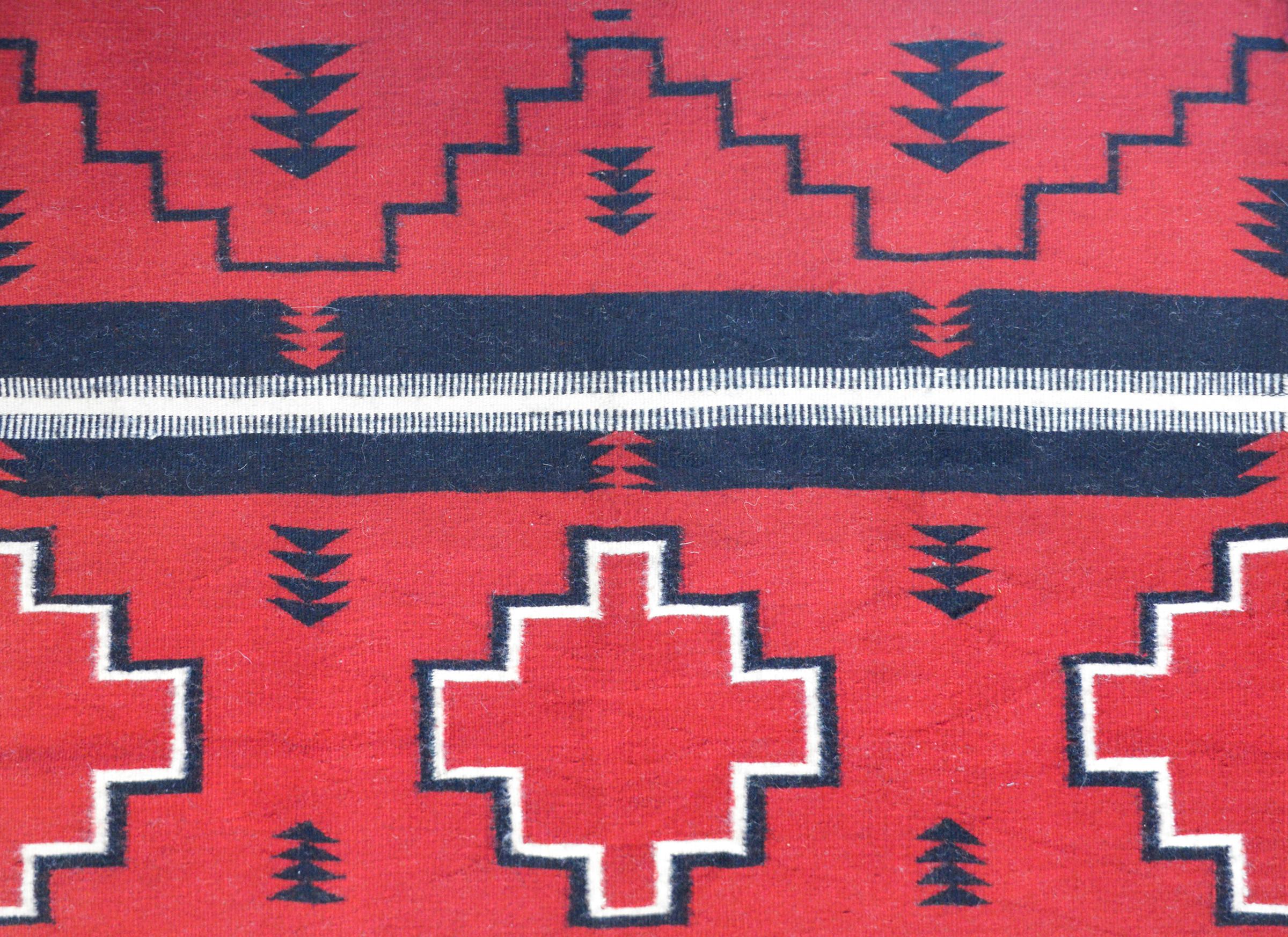 Wool Beautiful Mid-20th Century Navajo Rug