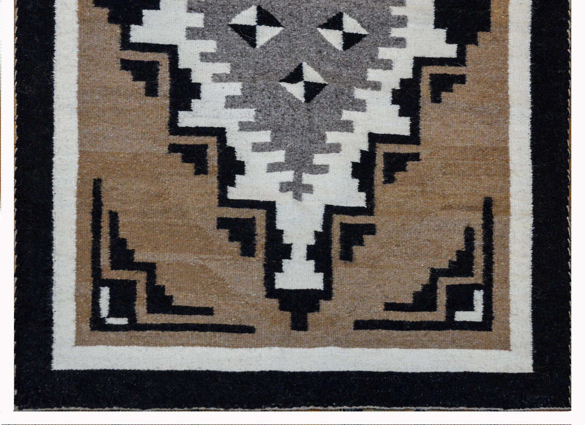 Schöner Navajo-Teppich aus der Mitte des 20 1