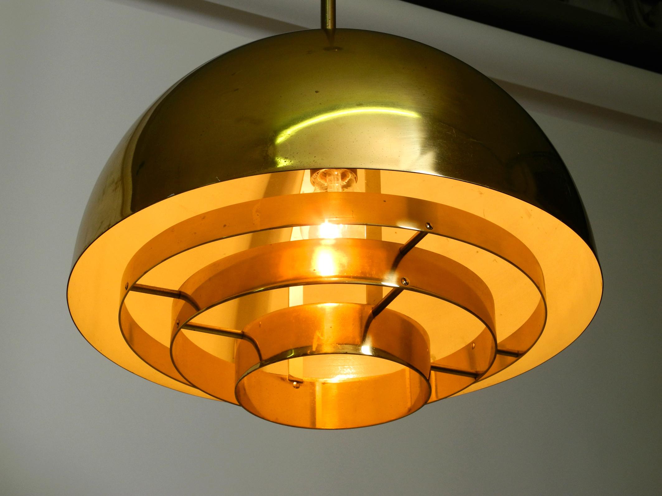 Beautiful Mid Century Brass Ceiling Lamp from the Vereinigte Werkstätten For Sale 1