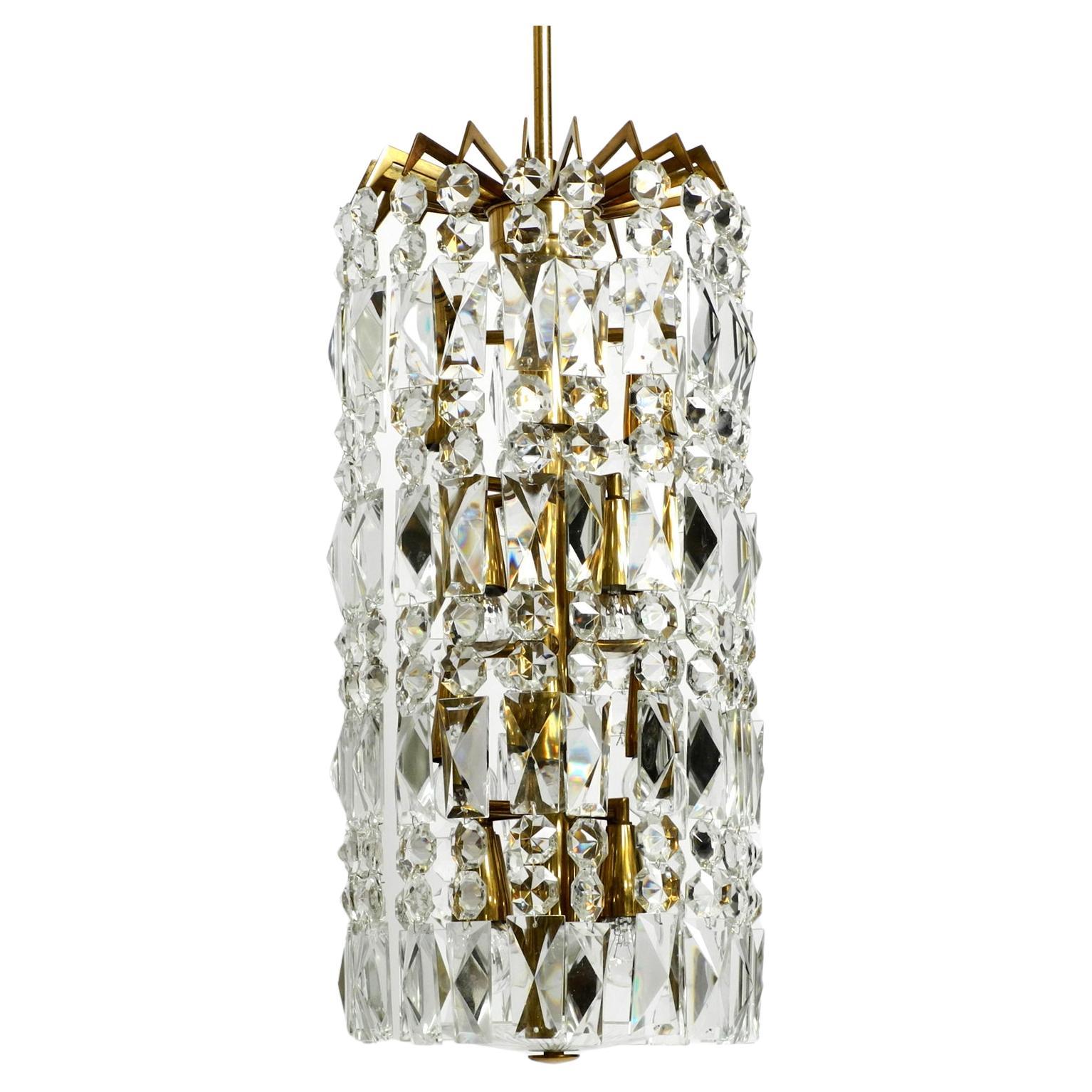 Beautiful Midcentury Brass Crystal Glass Chandelier from Vereinigte Werkstätten For Sale