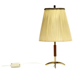 Retro Beautiful mid century brass star base table lamp from Kalmar with original shade