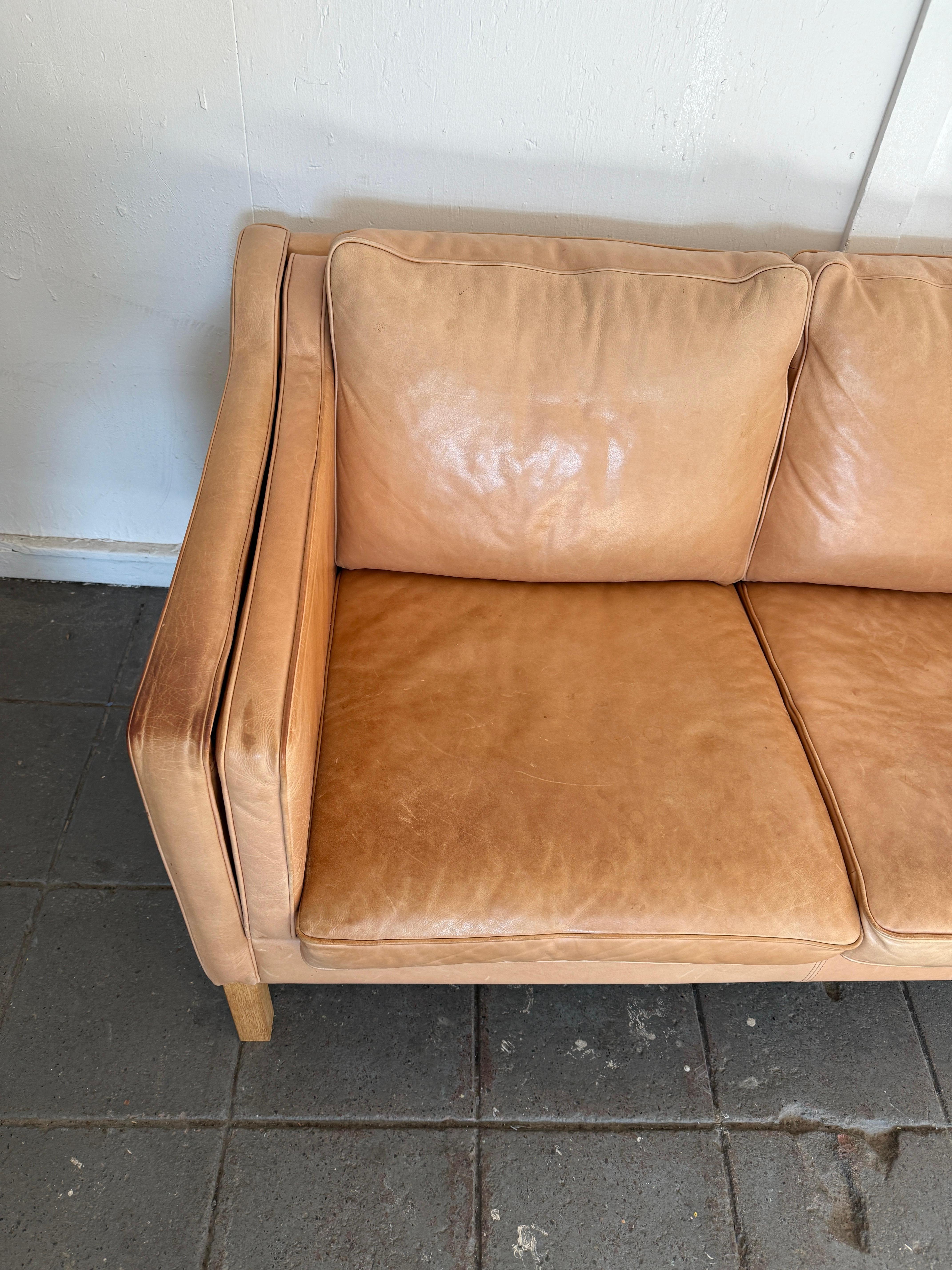 Beautiful Mid century Danish Modern tan Leather 2 Seat Sofa white Oak Legs In Good Condition In BROOKLYN, NY