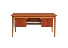 Beautiful Mid century danish modern teak and oak desk with 6 drawers